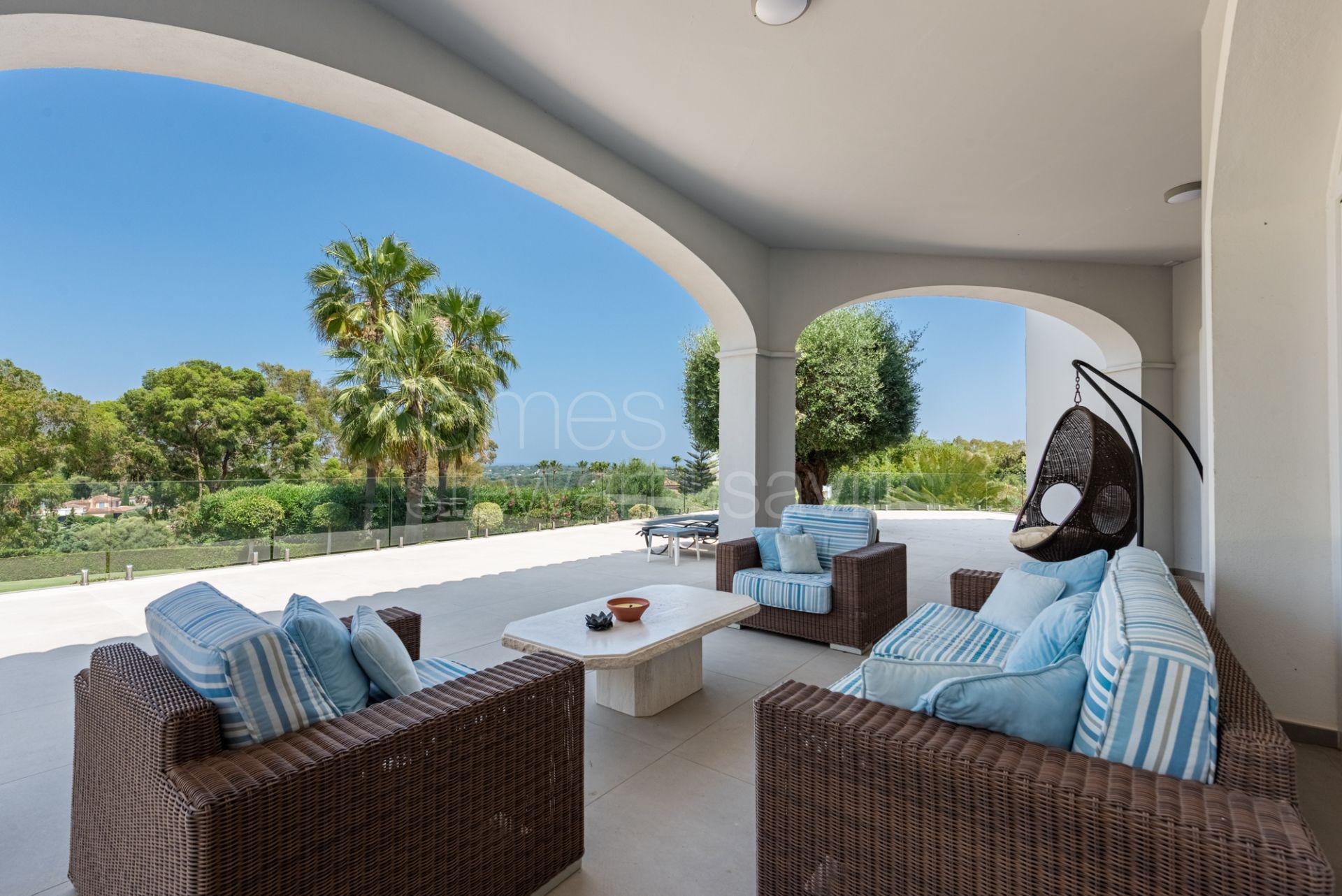 Elegant Golfside Villa with Sea Views in Almenara, Sotogrande Alto