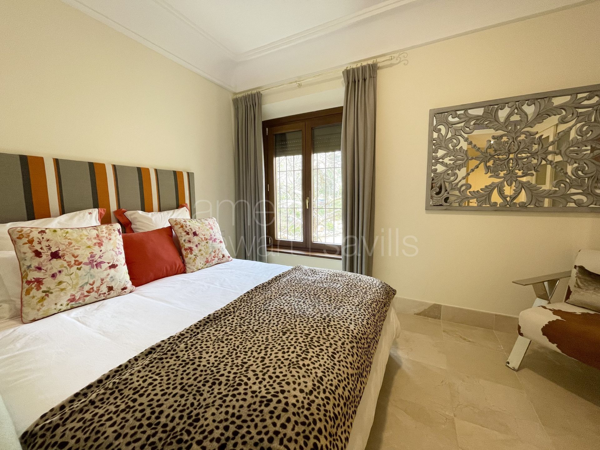 Elegante apartamento de 3 dormitorios en venta en Valgrande, Sotogrande