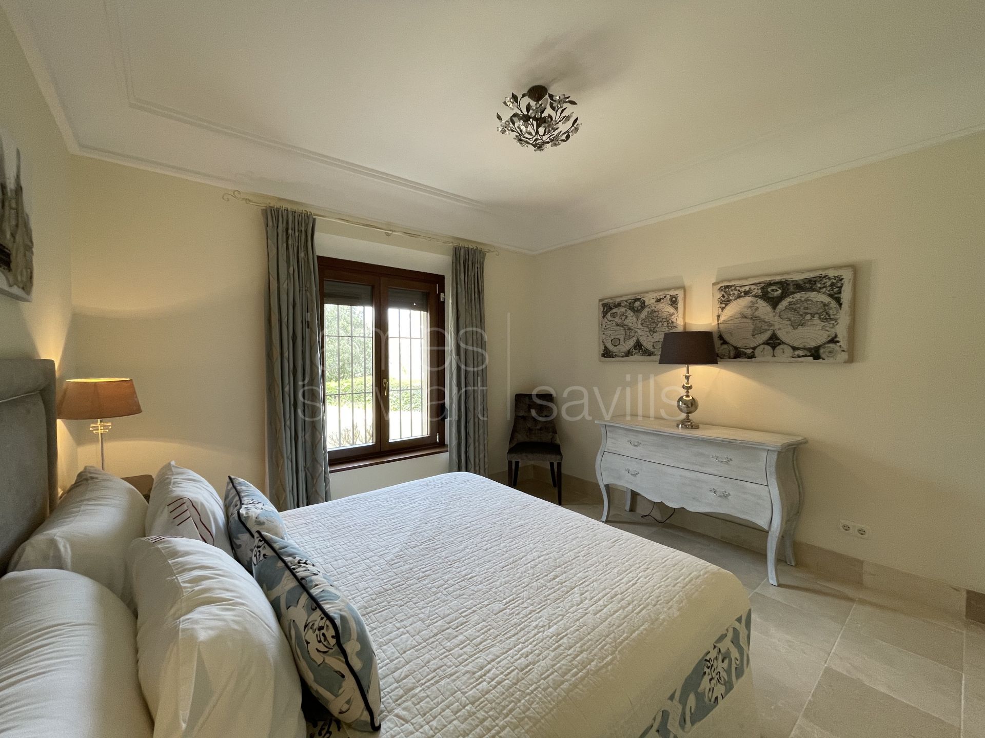 Elegante apartamento de 3 dormitorios en venta en Valgrande, Sotogrande