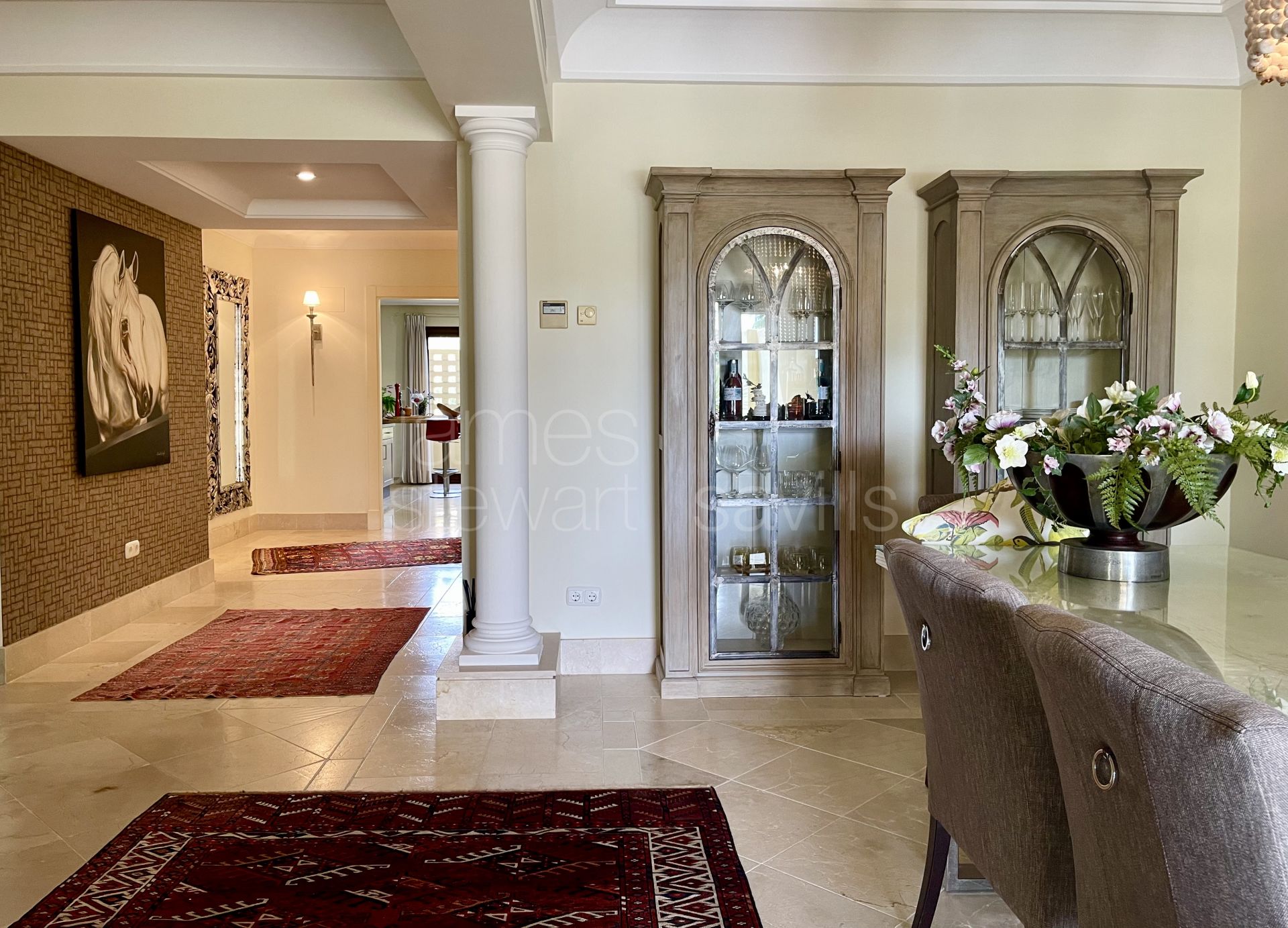Elegante apartamento de 3 dormitorios en venta en Valgrande, Sotogrande