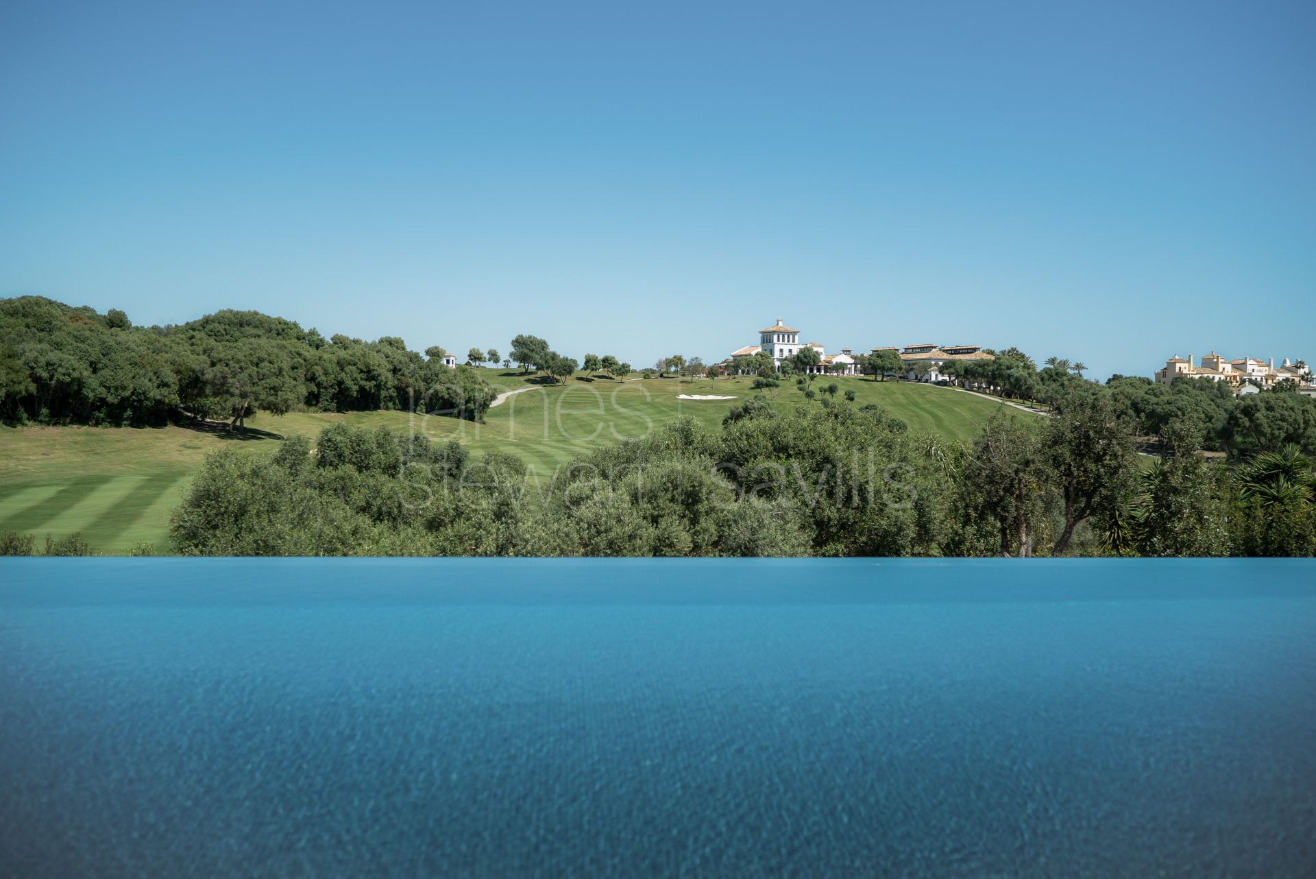 Contemporary 5-Bedroom Villa with Golf Views in La Reserva Sotogrande