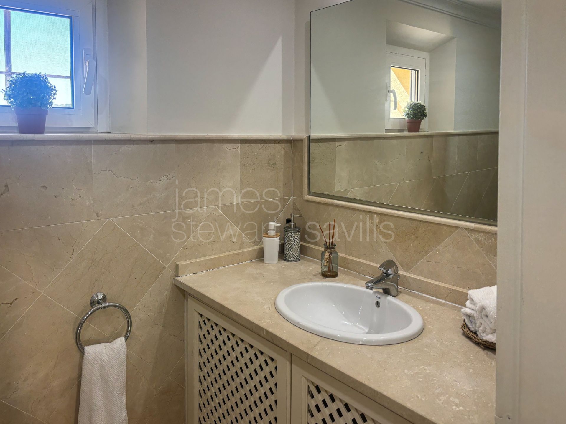 Villa for sale in Sotogrande Alto, Almenara – Walking distance to the International School