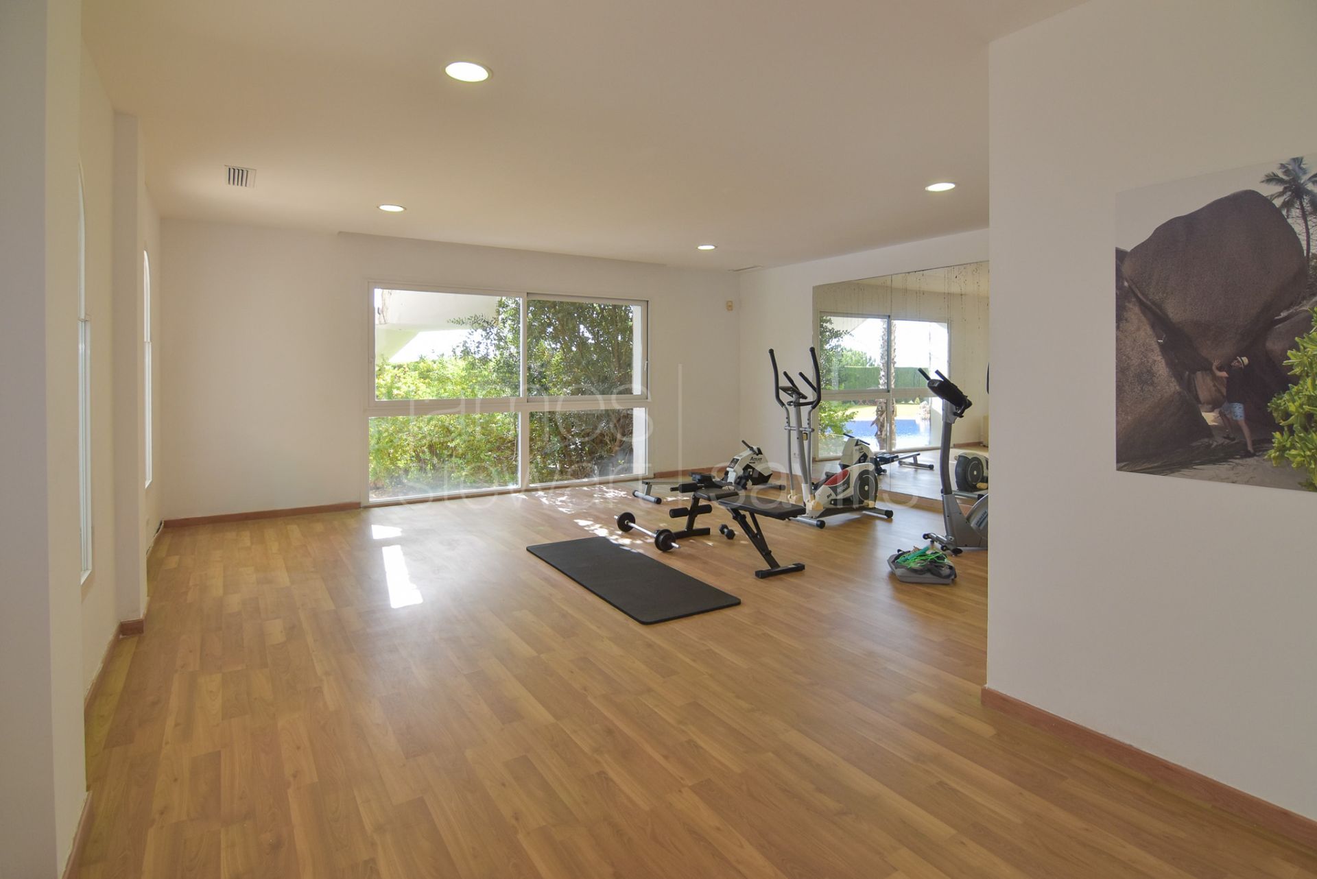 Grand Andalusian Villa with Spa, Cinema and 12-Car Garage in La Reserva Sotogrande