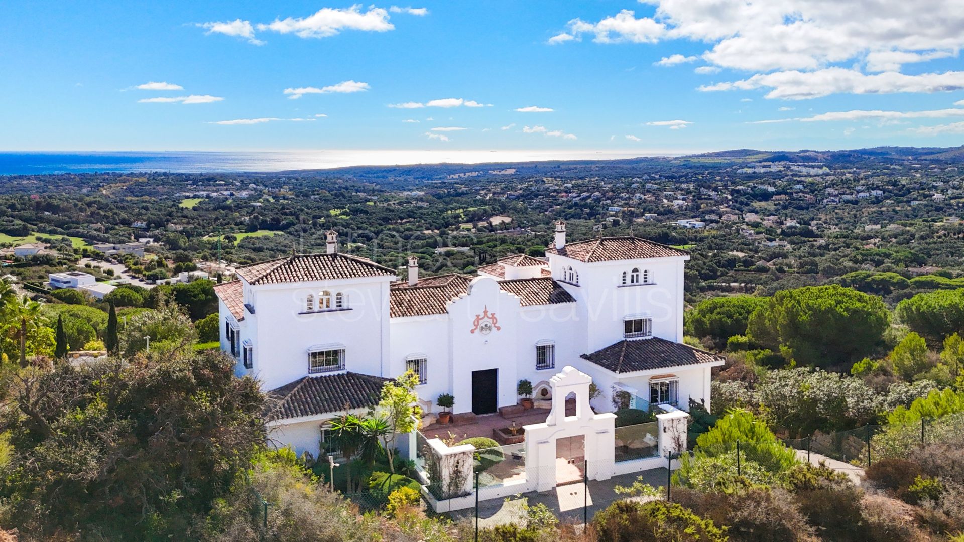Grand Andalusian Villa with Spa, Cinema and 12-Car Garage in La Reserva Sotogrande