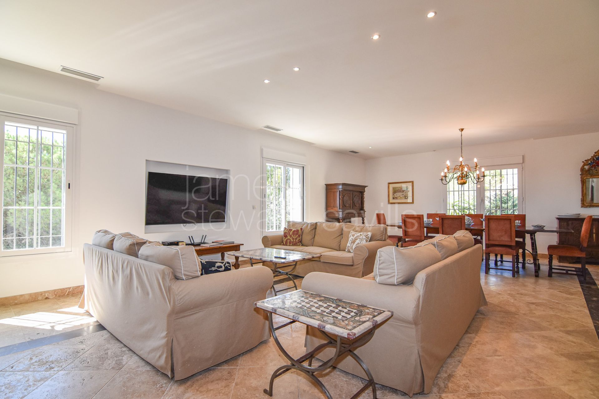 Grand Andalusian Villa with Spa, Cinema and 12-Car Garage in La Reserva Sotogrande