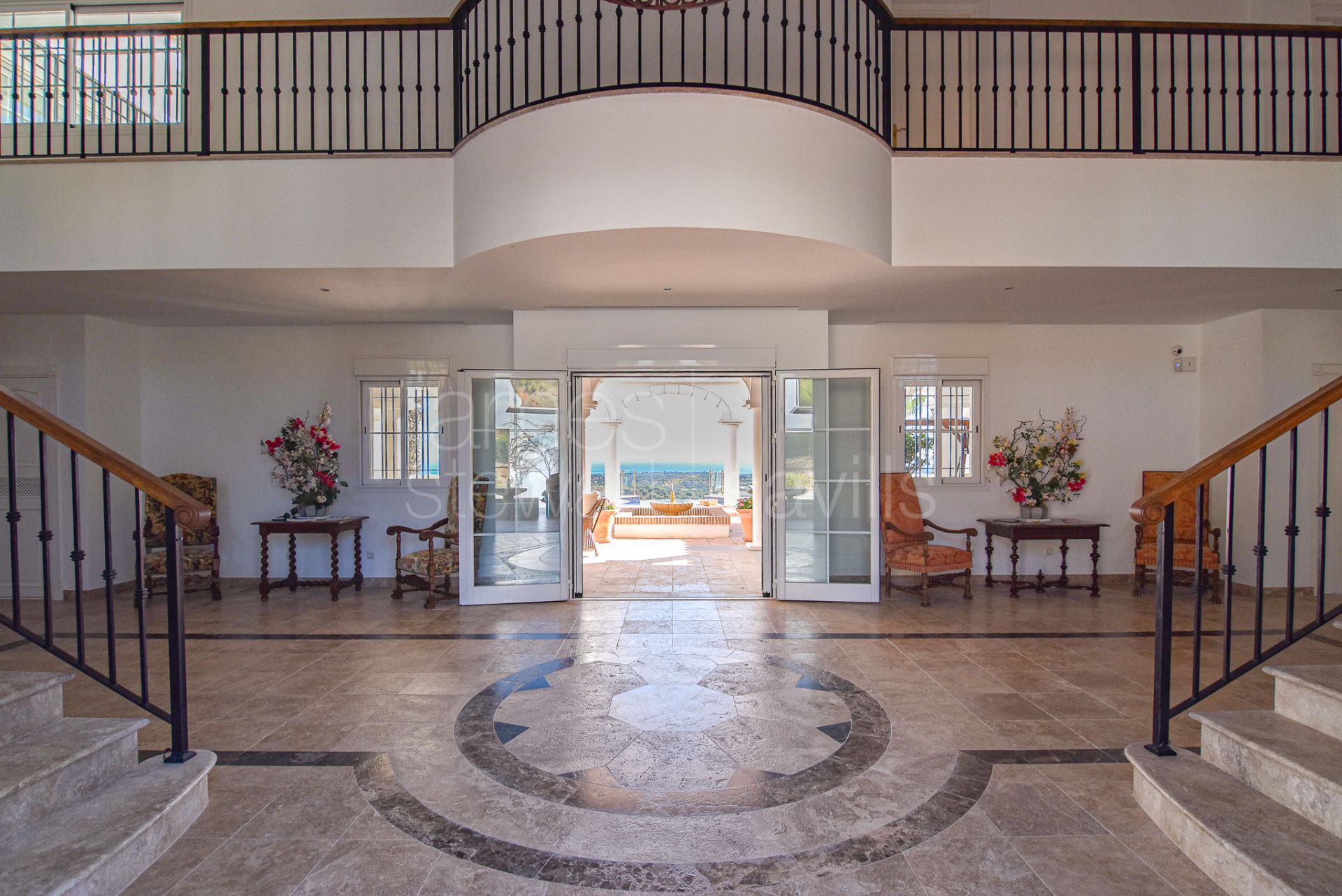 Grand Andalusian Villa with Spa, Cinema and 12-Car Garage in La Reserva Sotogrande