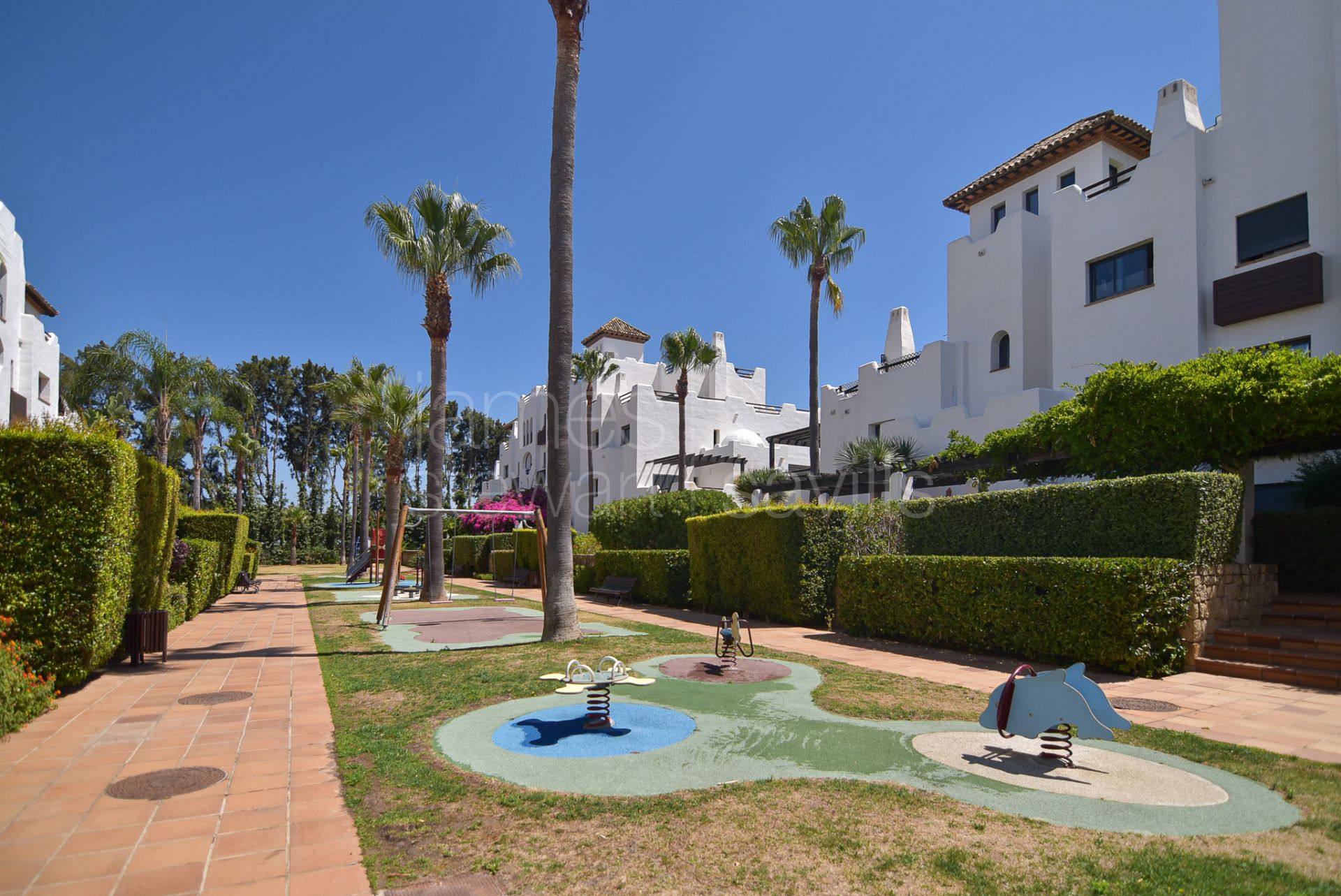 South-Facing Duplex Penthouse for Sale in El Polo de Sotogrande, Sotogrande Costa