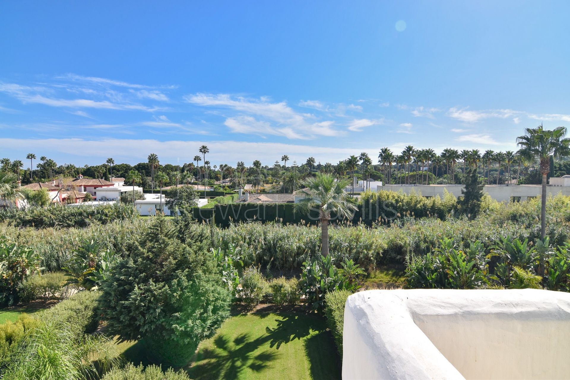 South-Facing Duplex Penthouse for Sale in El Polo de Sotogrande, Sotogrande Costa