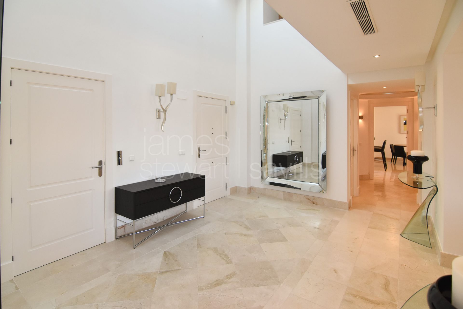 Espectacular Ático Dúplex en Venta en Valgrande, Sotogrande