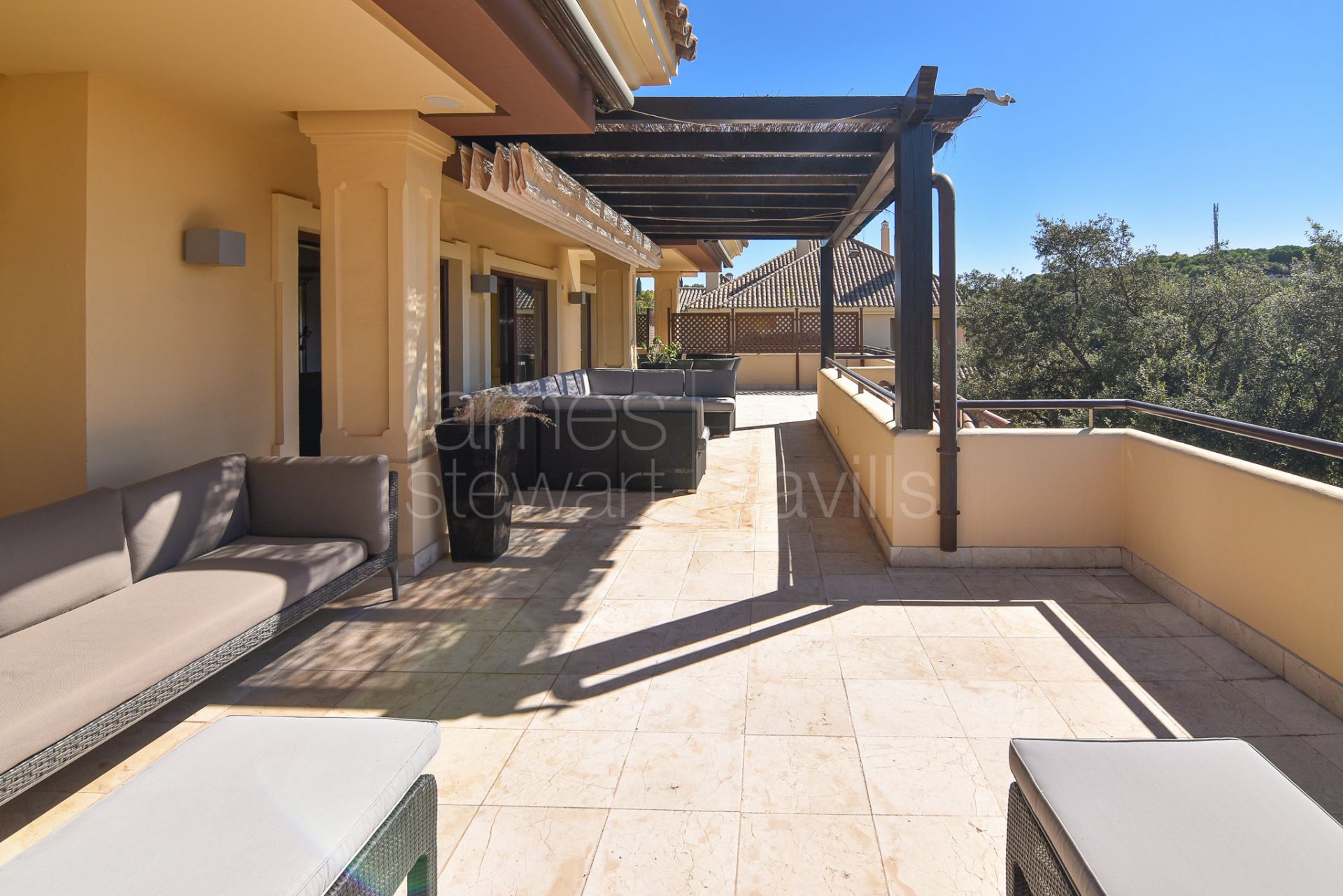 Espectacular Ático Dúplex en Venta en Valgrande, Sotogrande