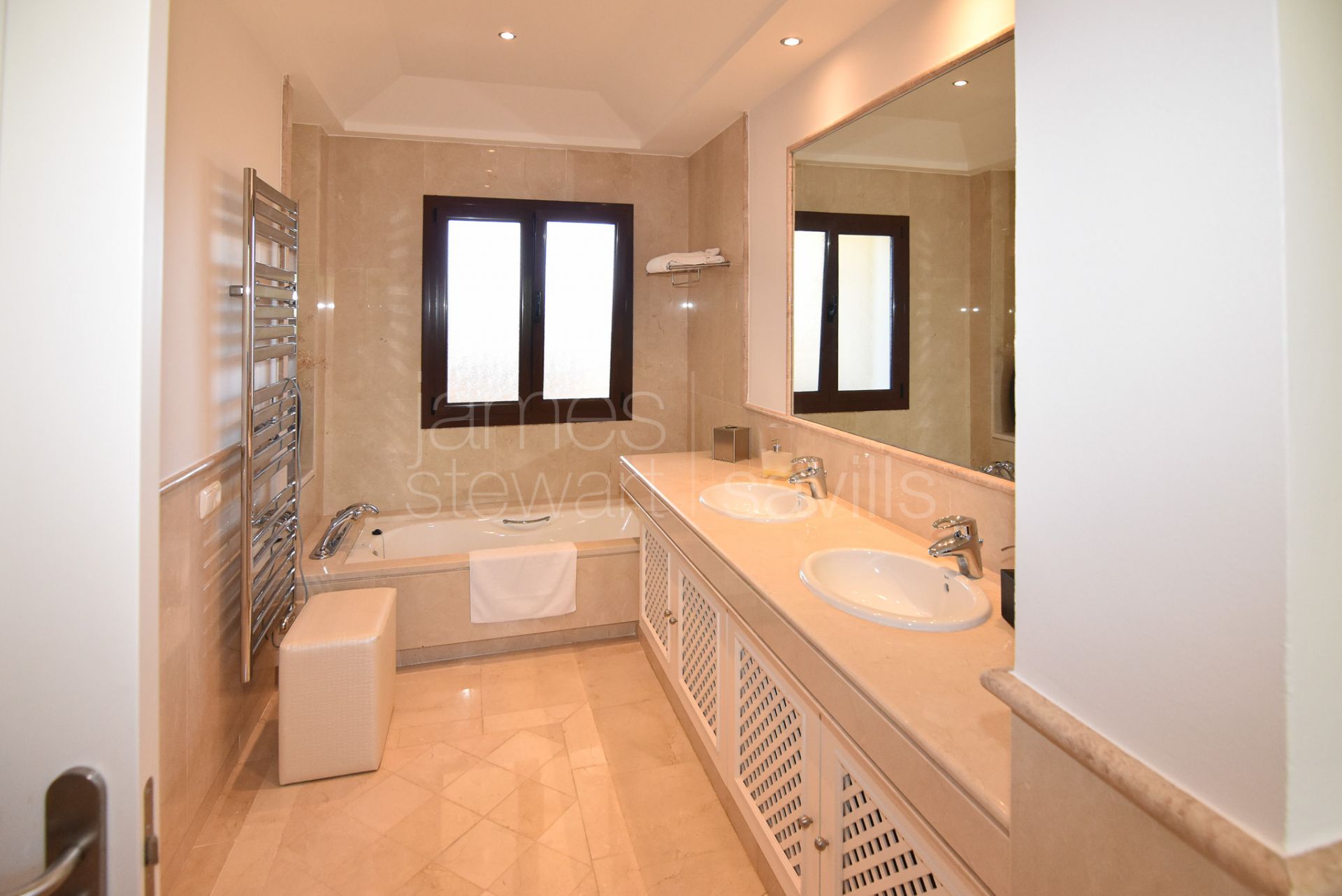 Espectacular Ático Dúplex en Venta en Valgrande, Sotogrande