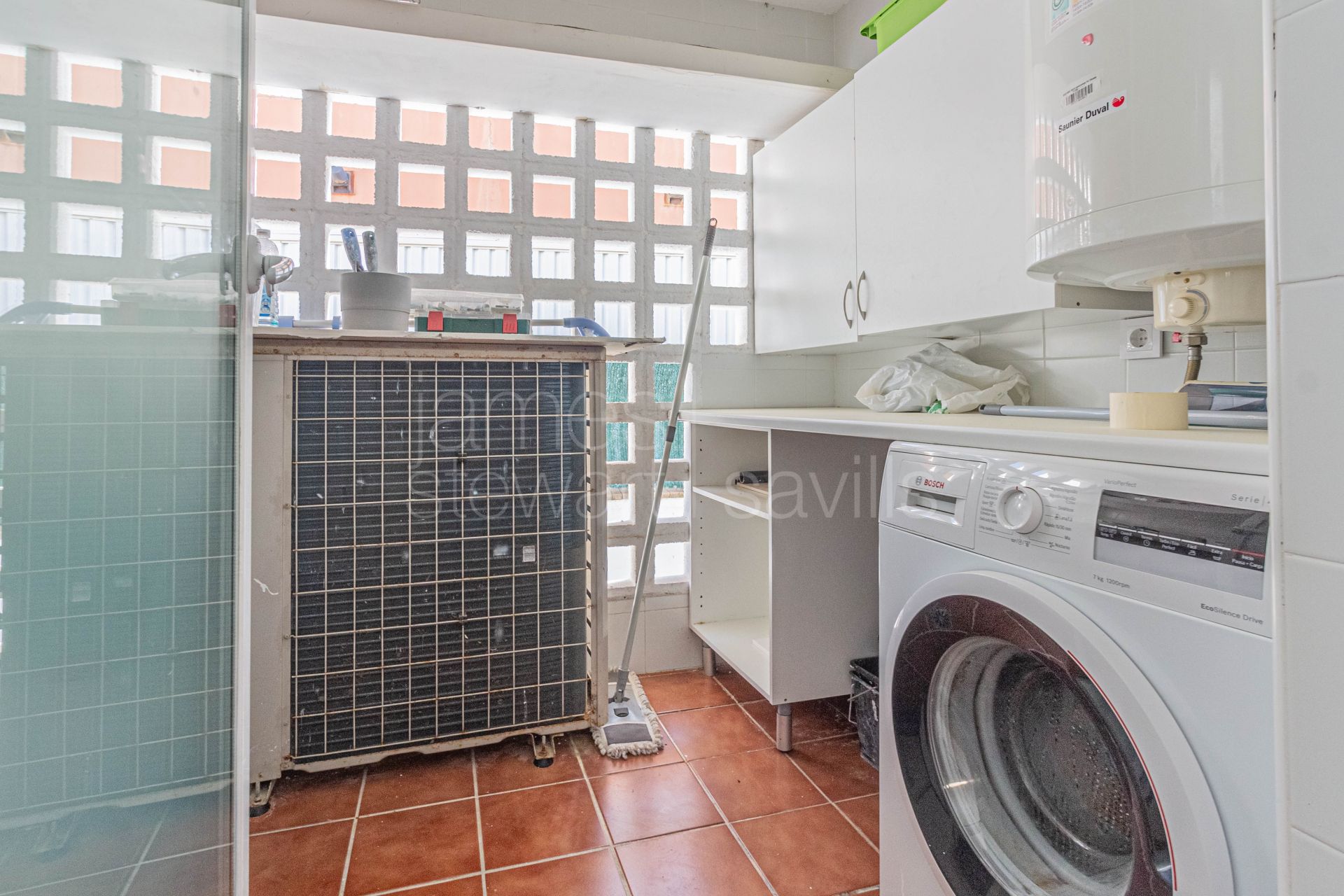 Apartamento Reformado con Vistas al Mar y 2 Plazas de Garaje | La Alcaidesa