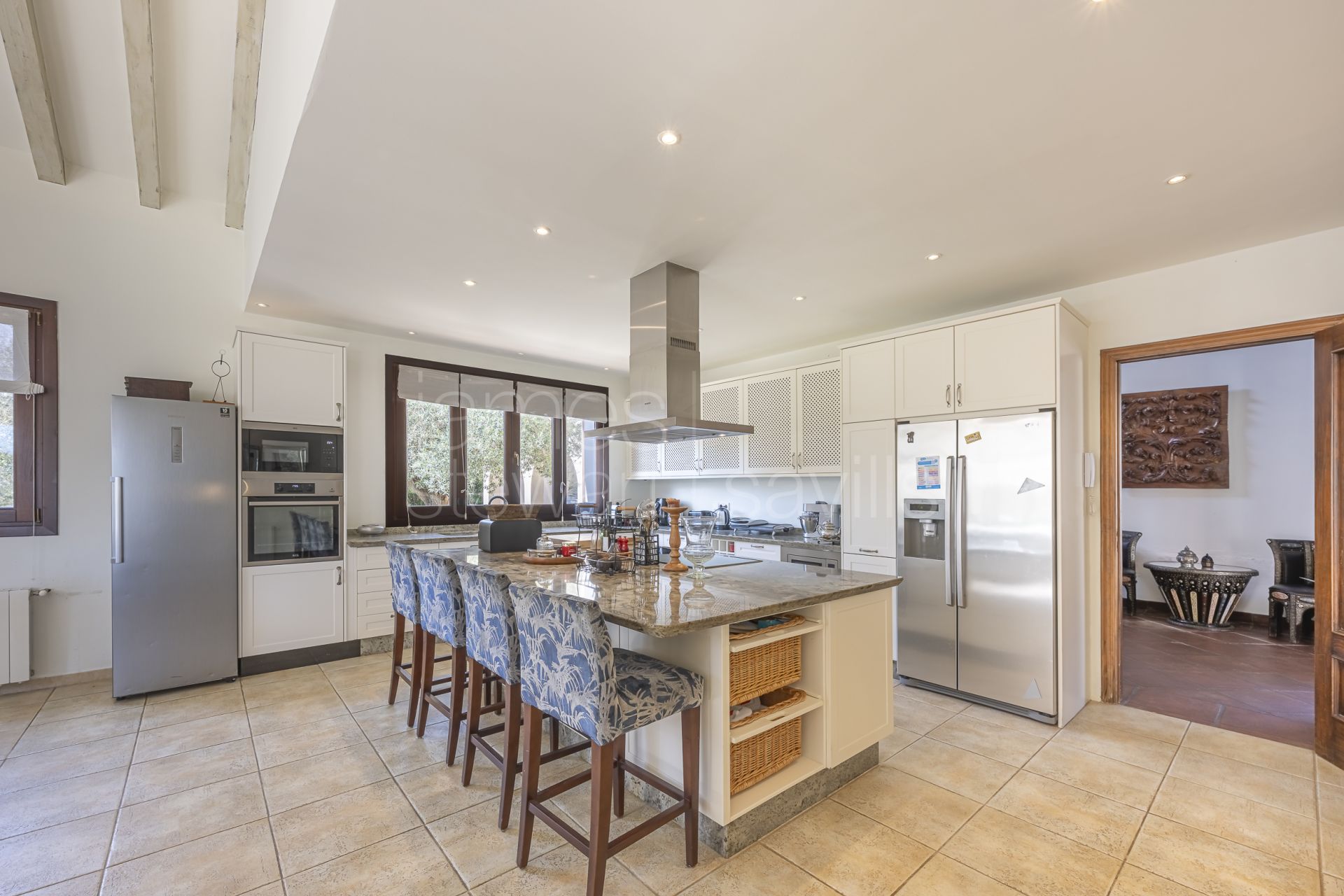 Villa elegante en una sola planta con anexo para invitados en Sotogrande Alto, Zona F