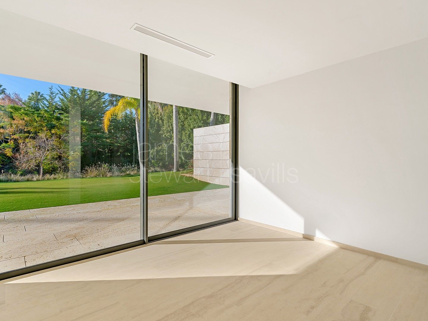 Elegante villa de nueva construcción en Reyes y Reinas, Sotogrande Costa