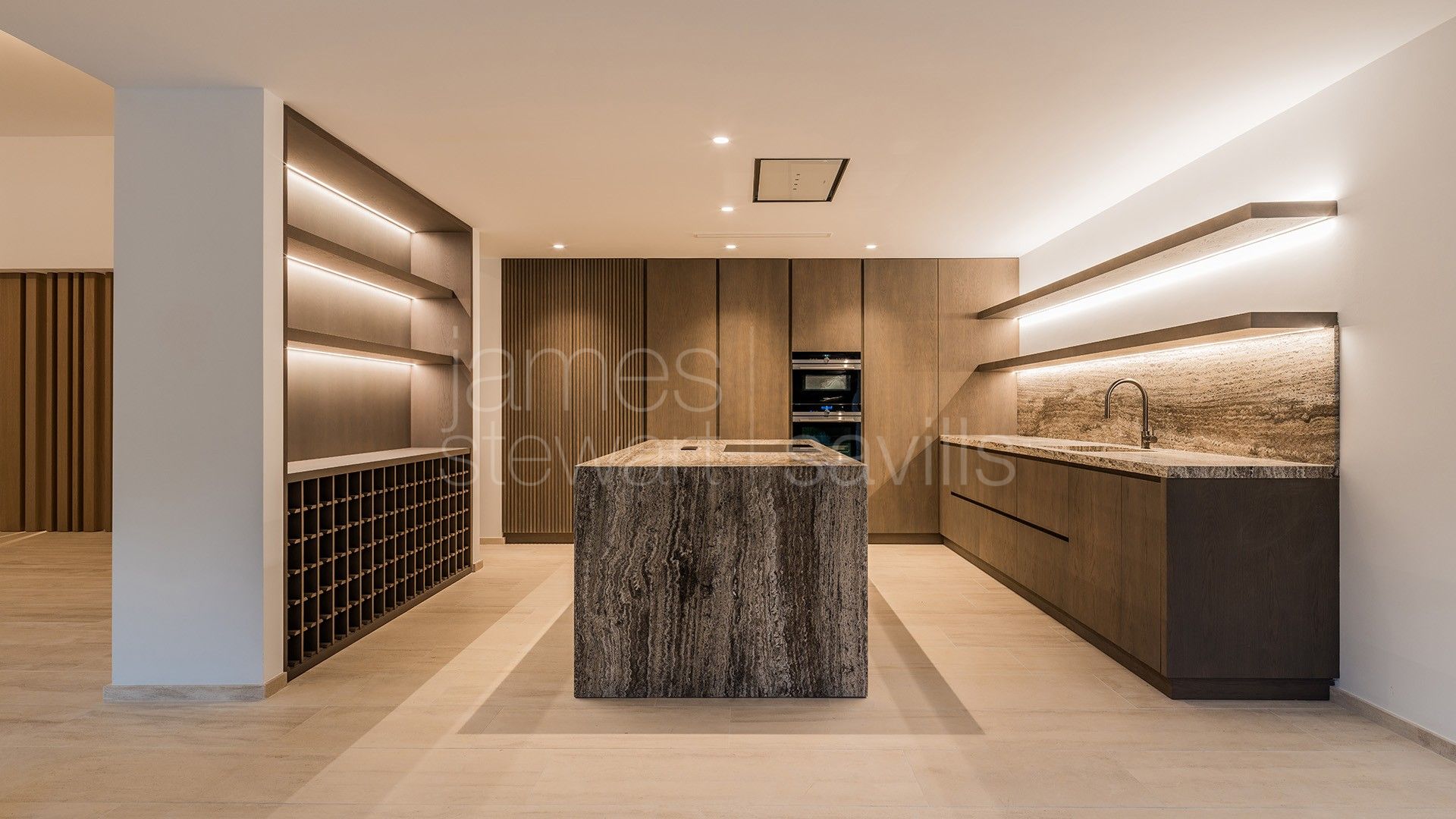 Elegante villa de nueva construcción en Reyes y Reinas, Sotogrande Costa