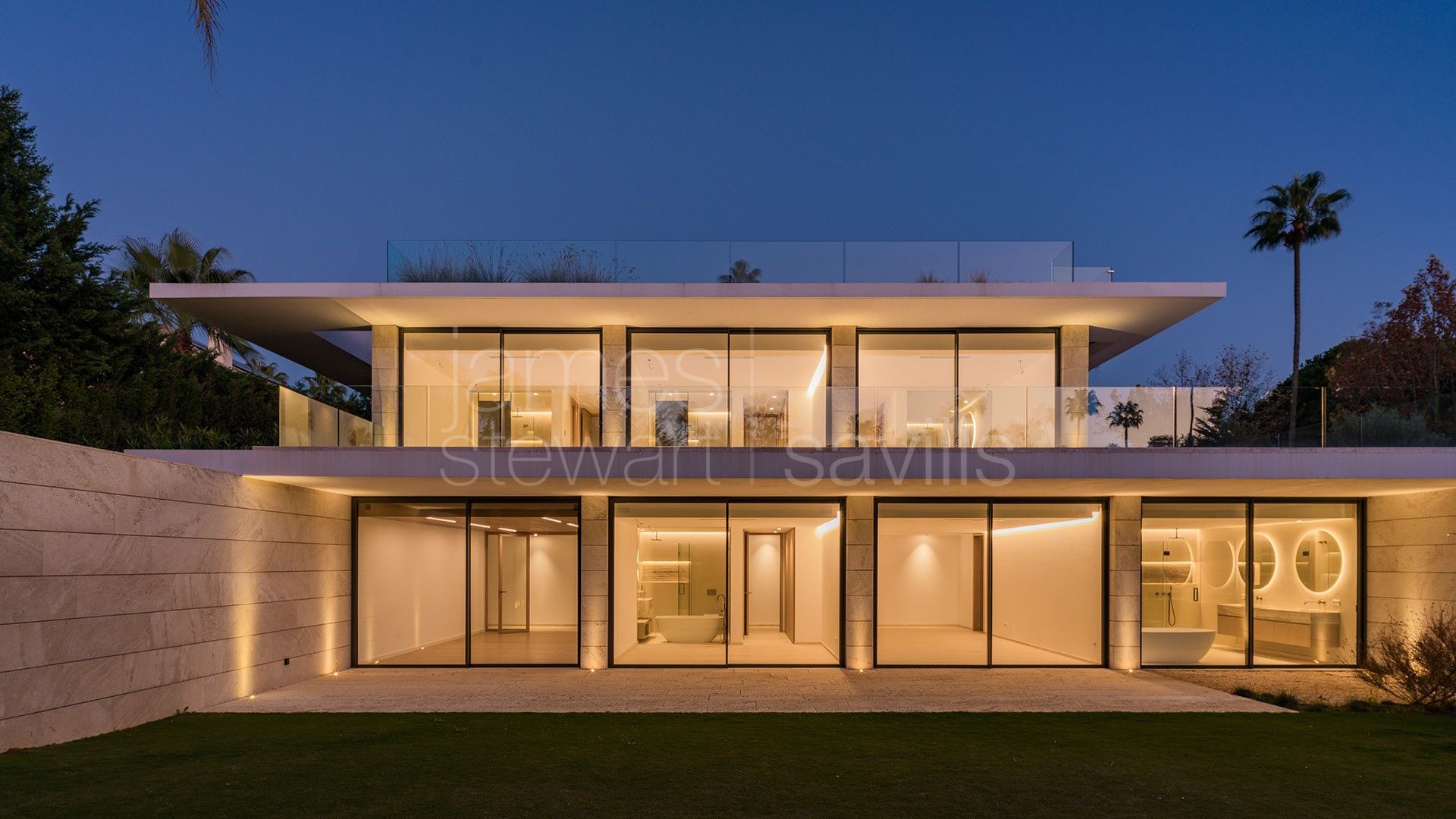 Elegante villa de nueva construcción en Reyes y Reinas, Sotogrande Costa
