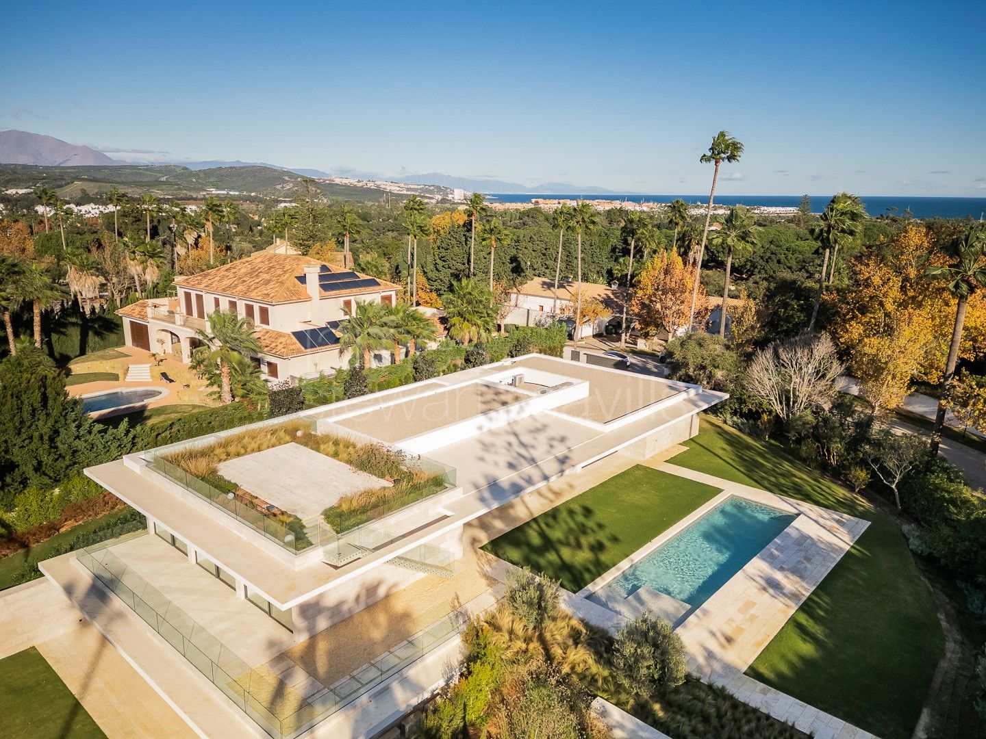 Elegante villa de nueva construcción en Reyes y Reinas, Sotogrande Costa
