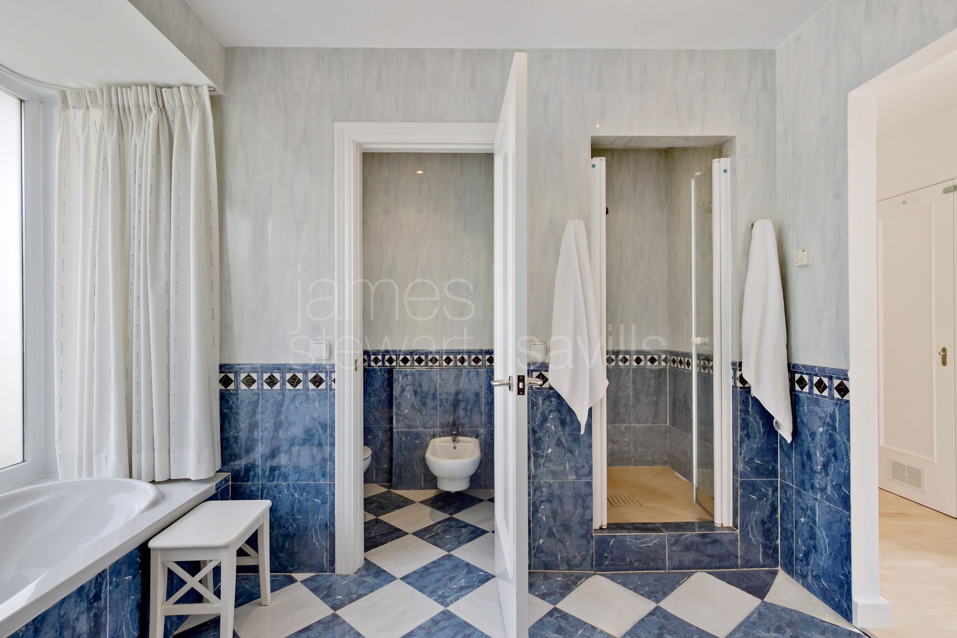 A bright and comfortable villa in the F zone of Sotogrande Alto