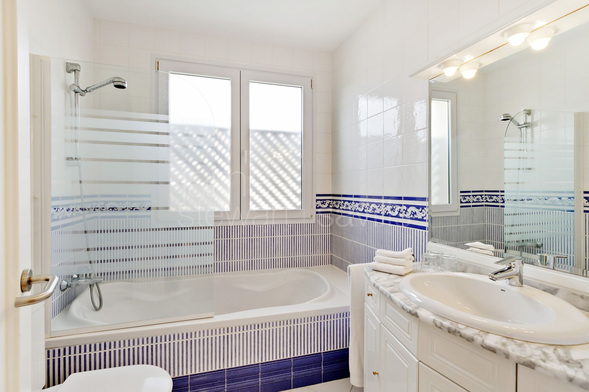 A bright and comfortable villa in the F zone of Sotogrande Alto