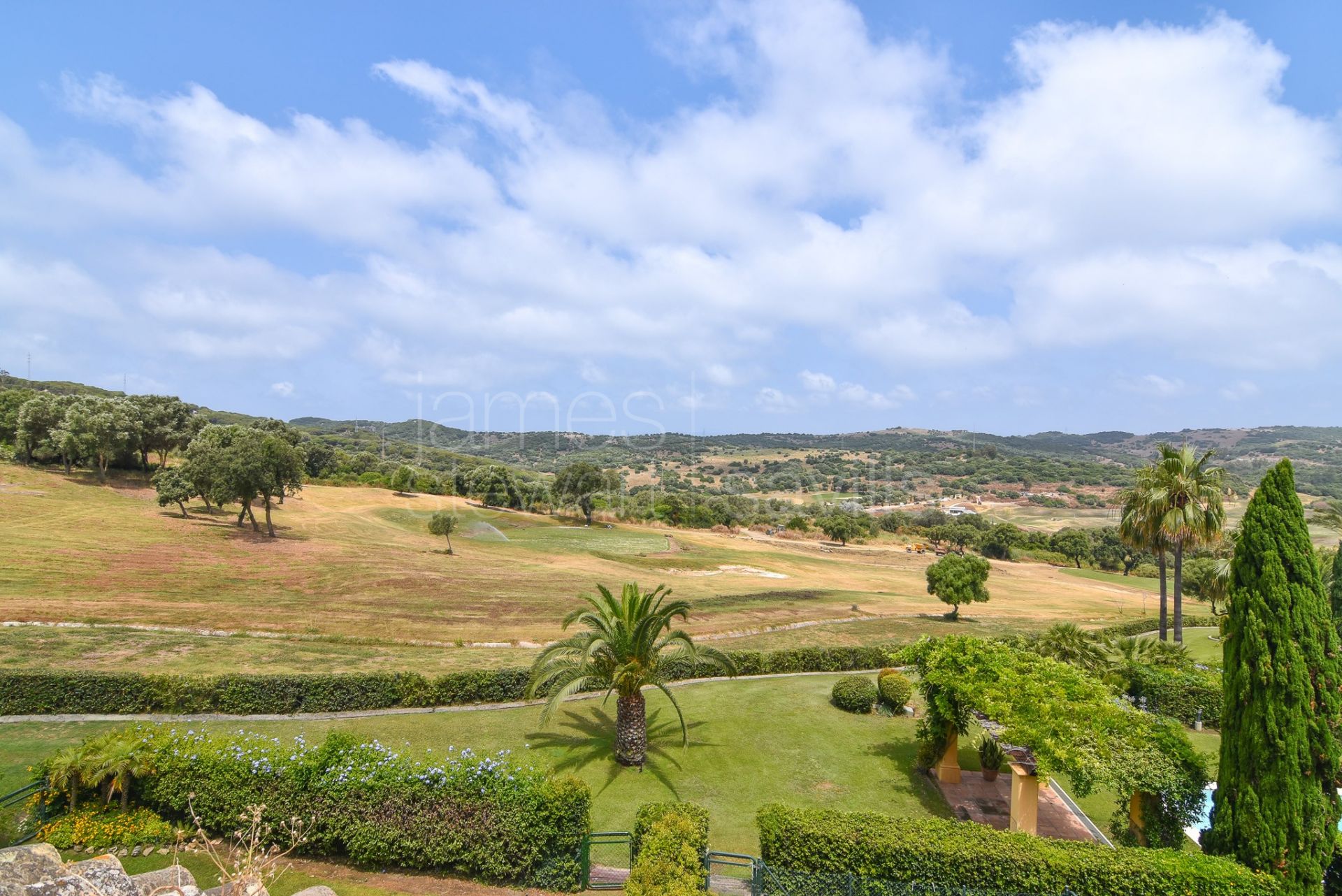 Townhouse frontline golf Sotogrande | Gated community, privacy & mountain views