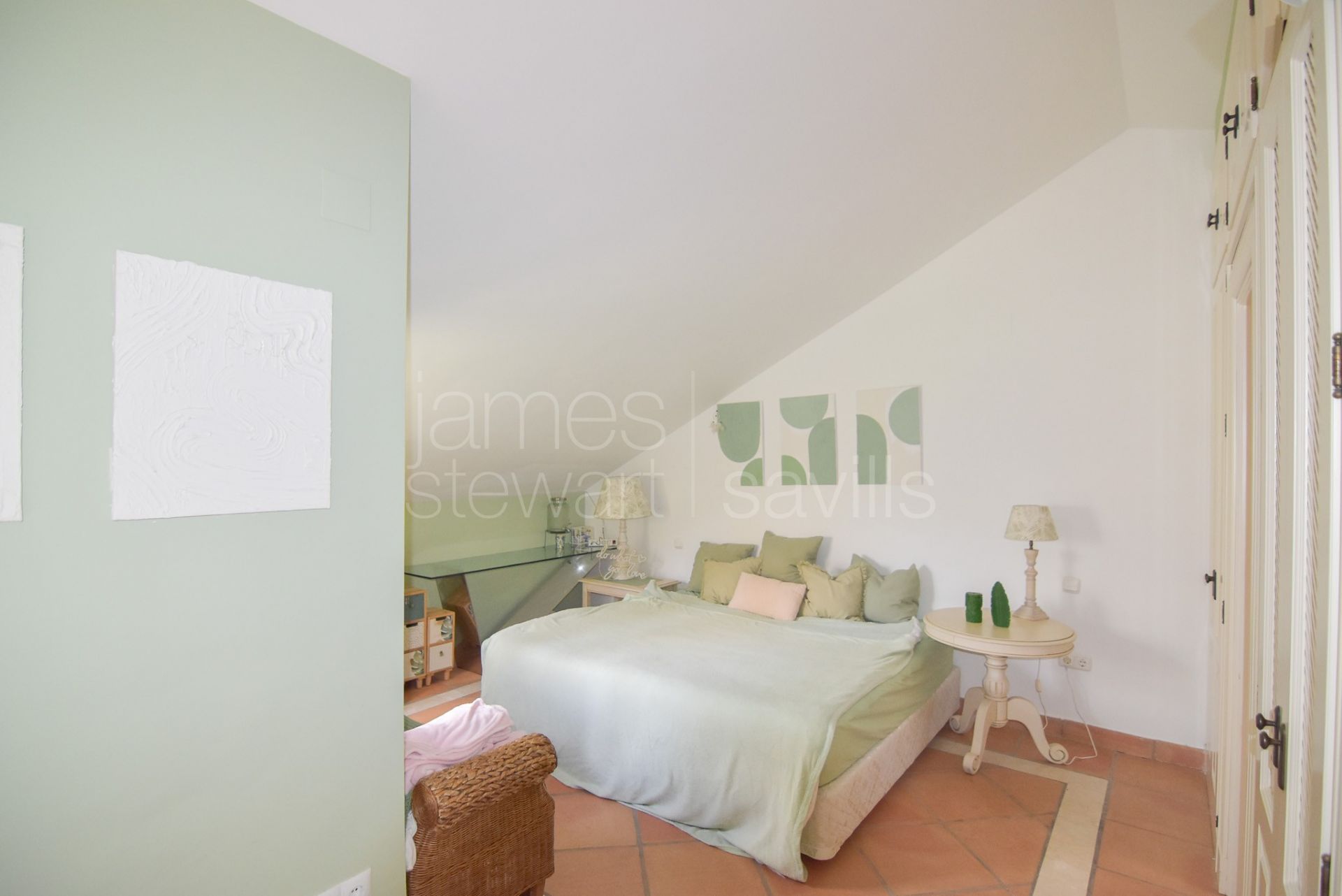 Townhouse frontline golf Sotogrande | Gated community, privacy & mountain views