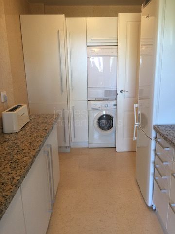Bright 2-Bedroom Apartment for Sale in Sotogrande Marina with Communal Pool