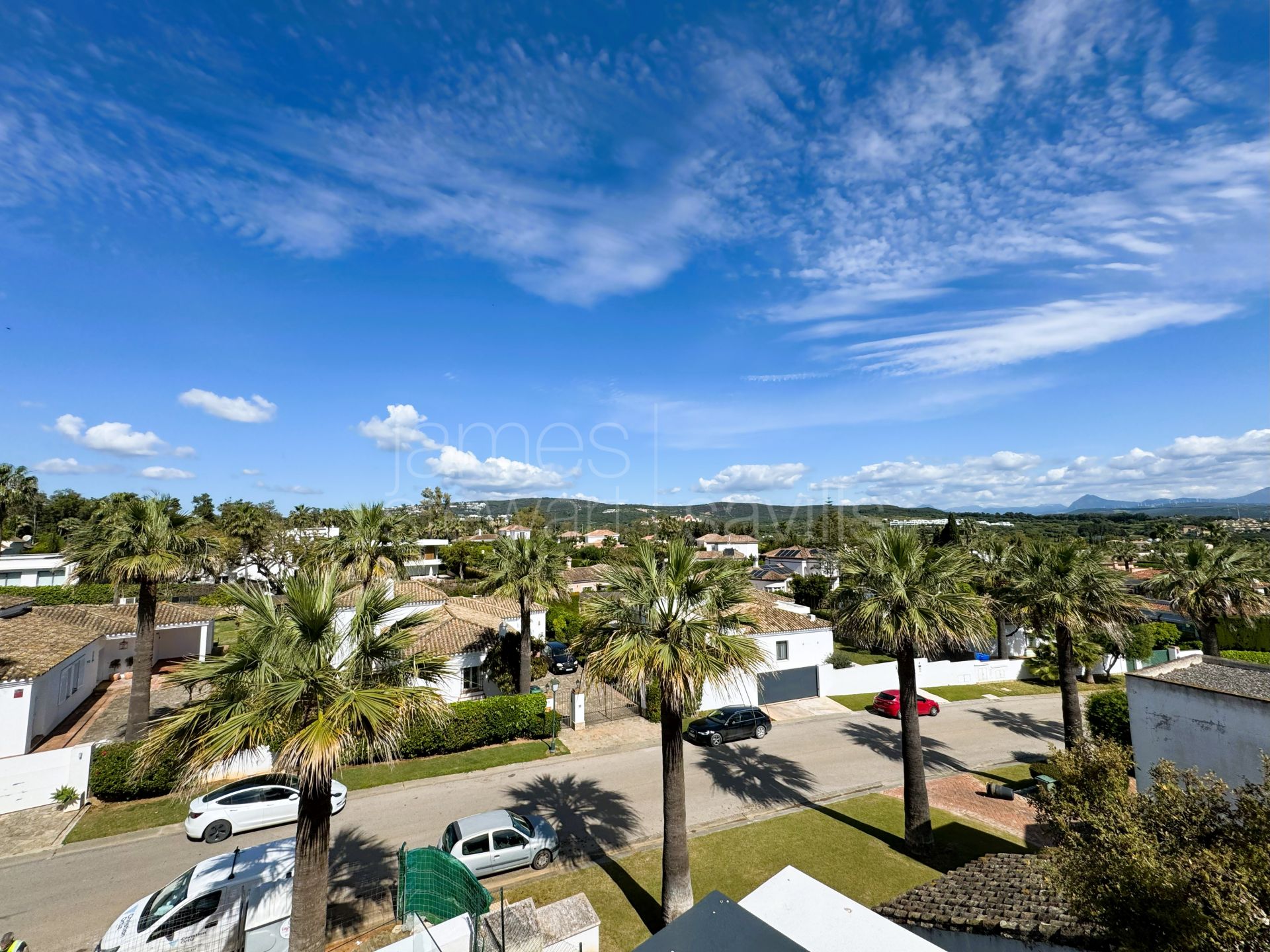 Brand new just built contemporary villa in the B zone of Sotogrande Costa