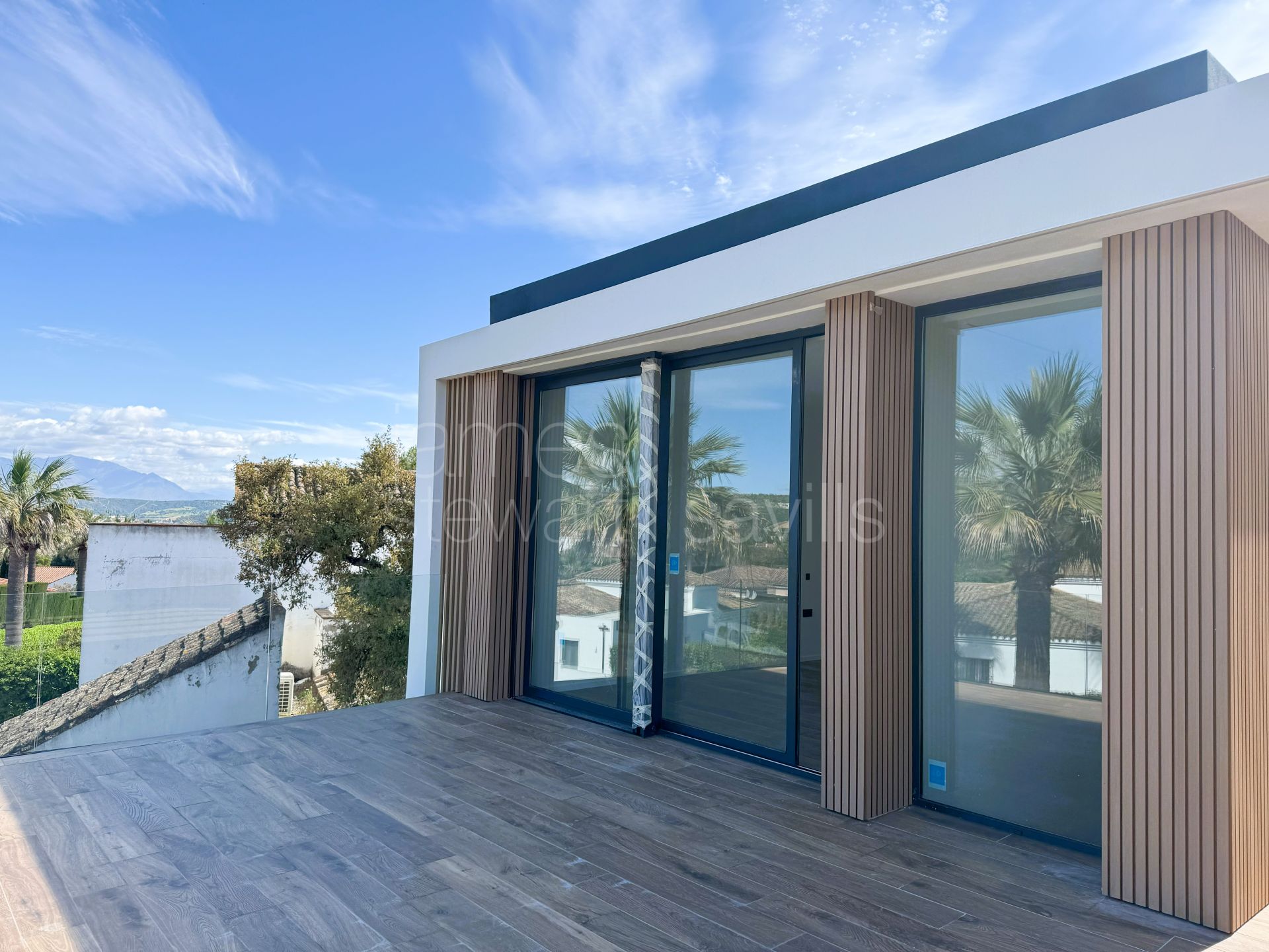 Brand new just built contemporary villa in the B zone of Sotogrande Costa