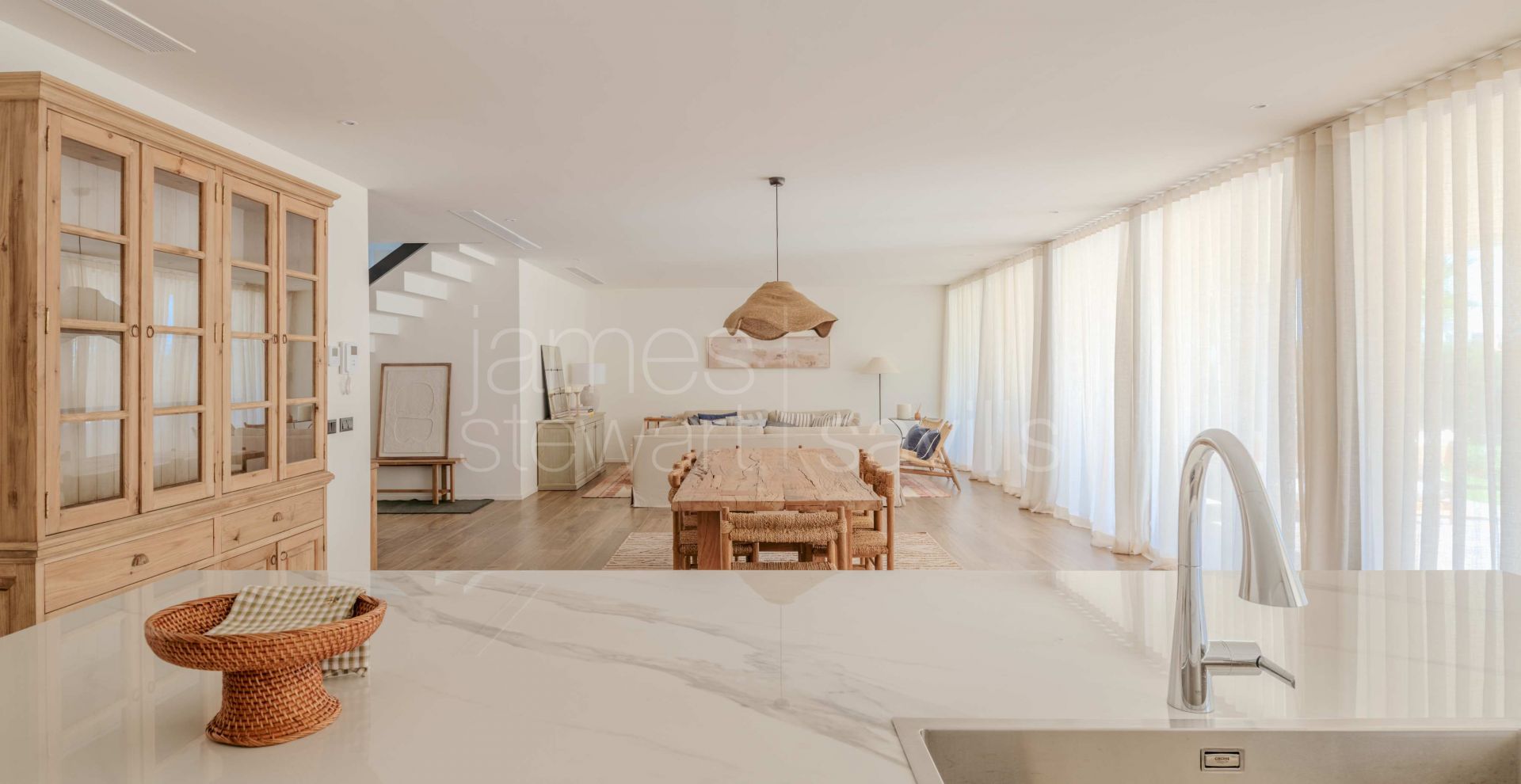 Villa contemporánea de nueva construcción en la zona B de Sotogrande Costa