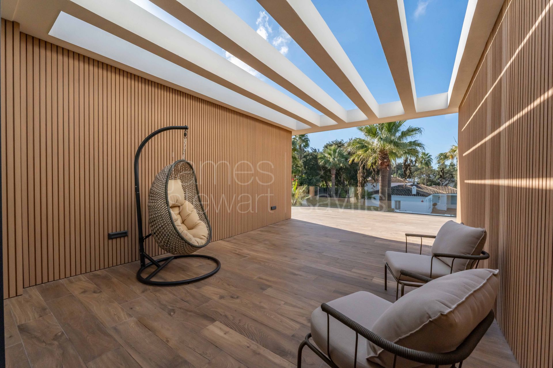 Villa contemporánea de nueva construcción en la zona B de Sotogrande Costa