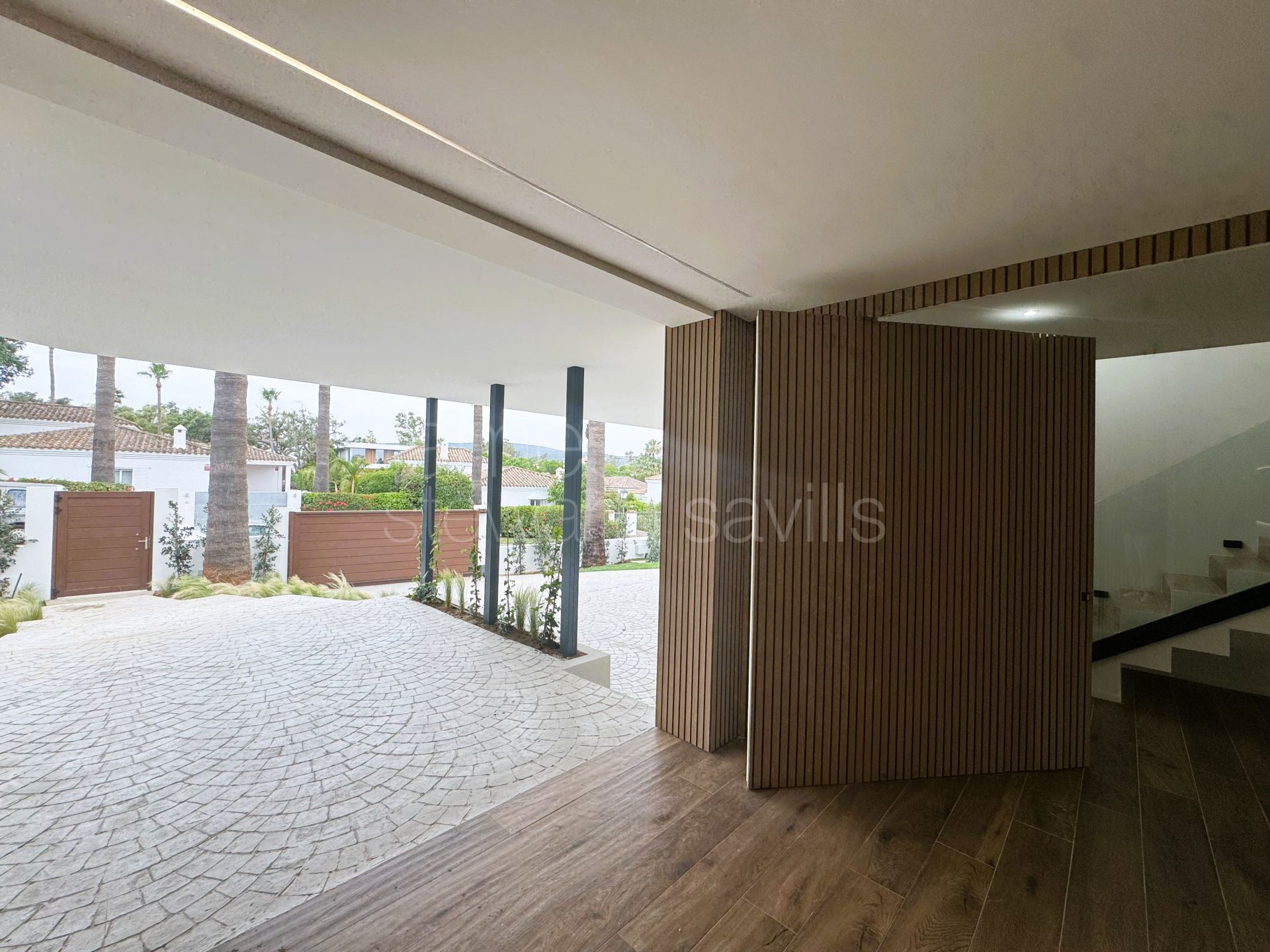 Brand new just built contemporary villa in the B zone of Sotogrande Costa