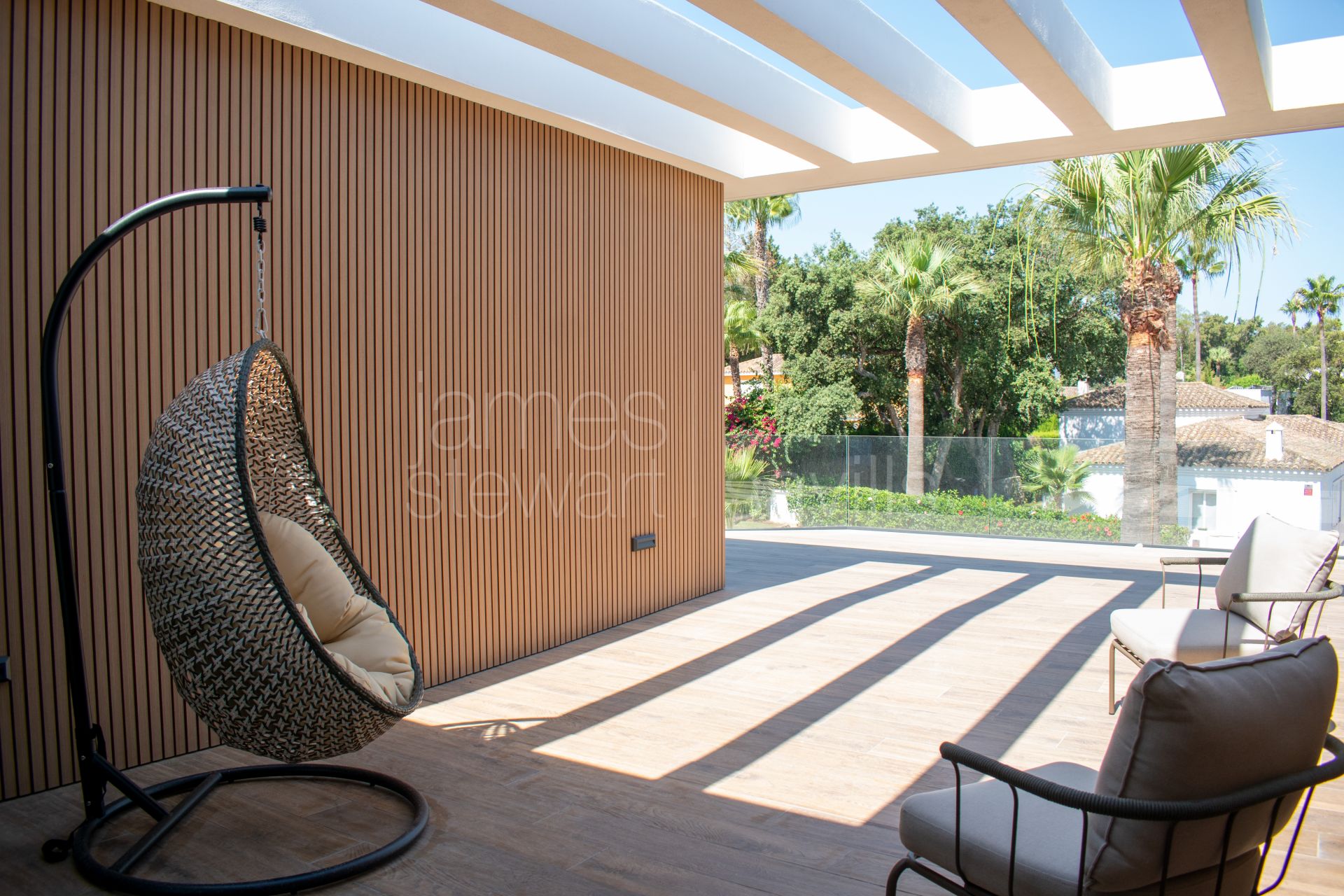 Villa contemporánea de nueva construcción en la zona B de Sotogrande Costa