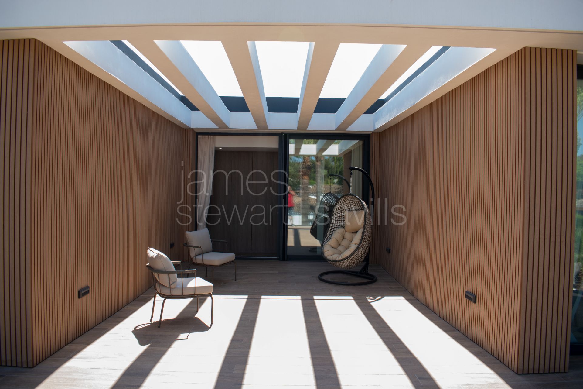 Villa contemporánea de nueva construcción en la zona B de Sotogrande Costa