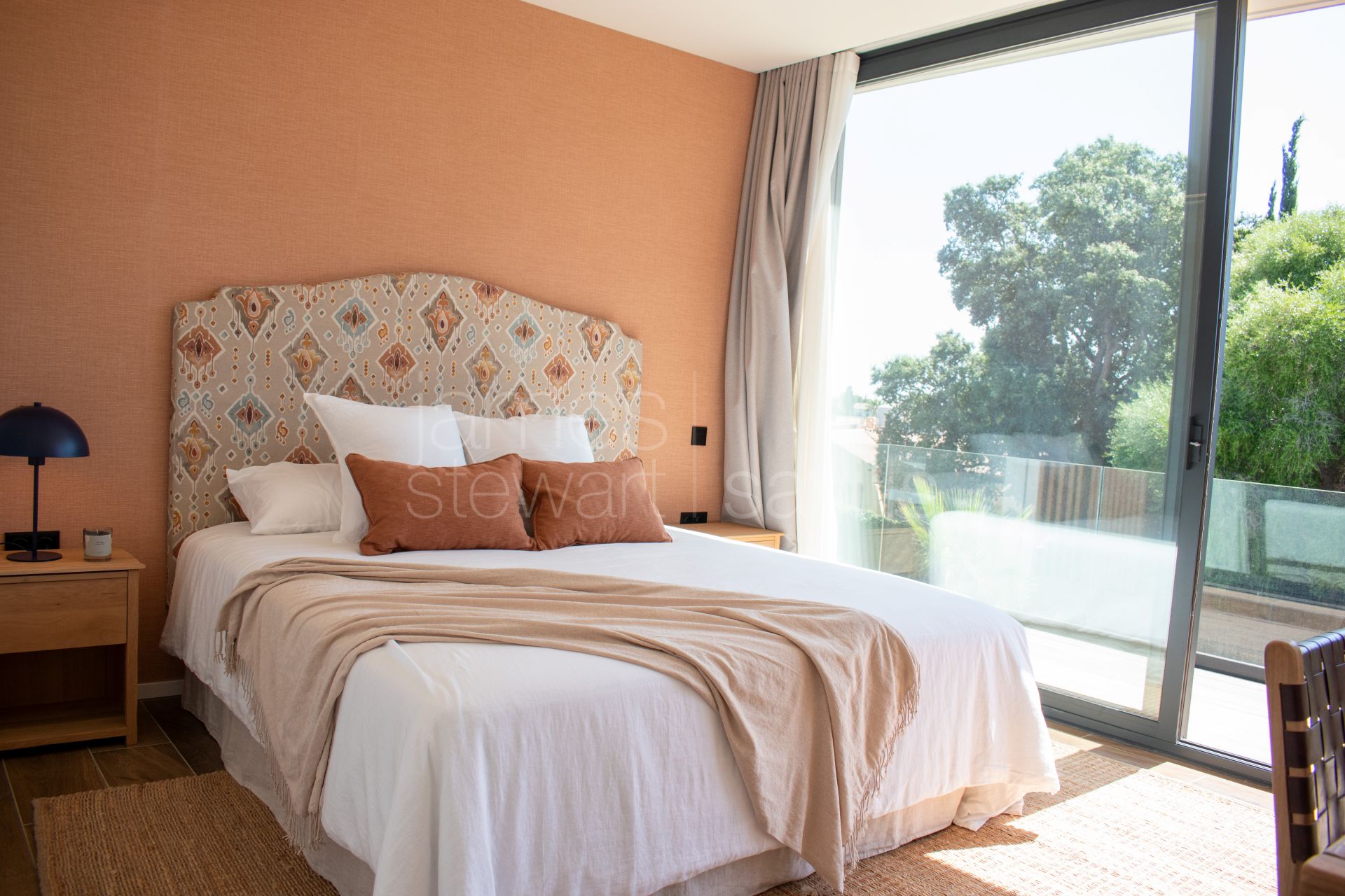Villa contemporánea de nueva construcción en la zona B de Sotogrande Costa