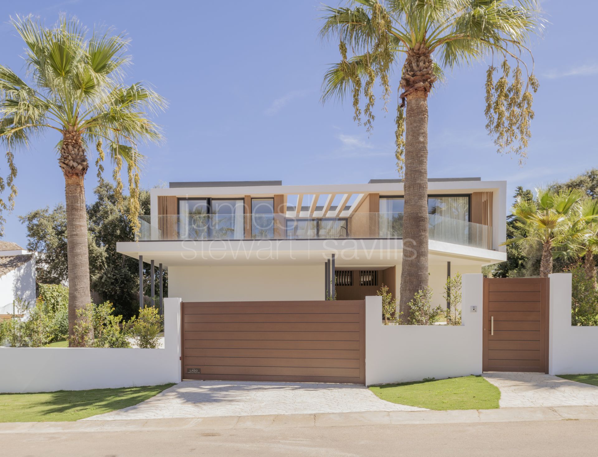 Villa contemporánea de nueva construcción en la zona B de Sotogrande Costa