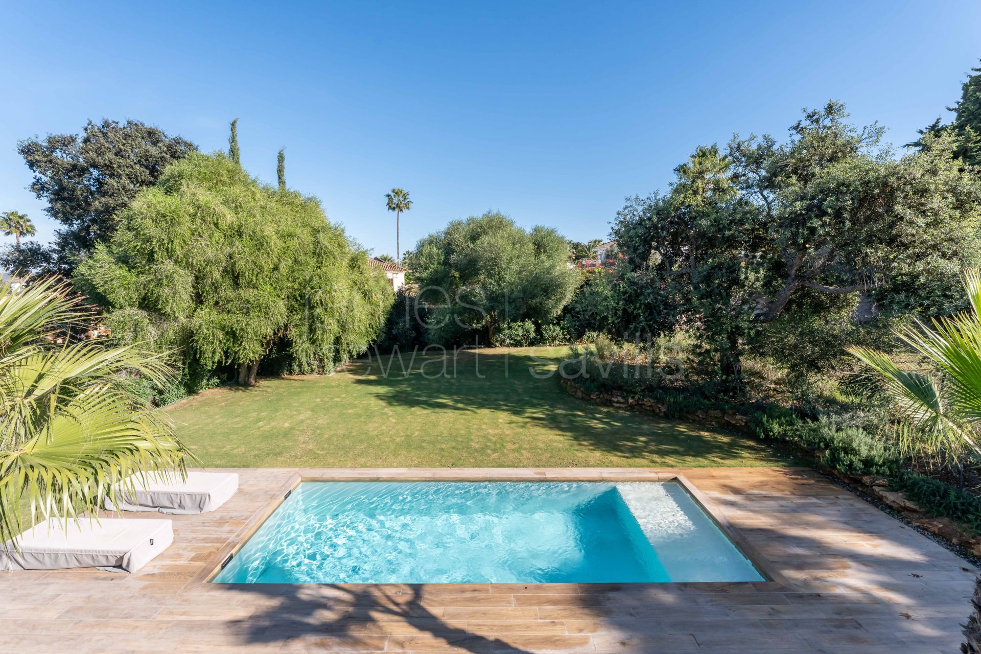 Villa contemporánea de nueva construcción en la zona B de Sotogrande Costa