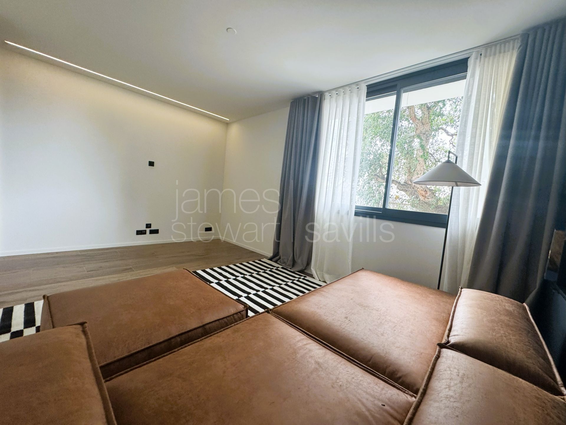 Brand new just built contemporary villa in the B zone of Sotogrande Costa