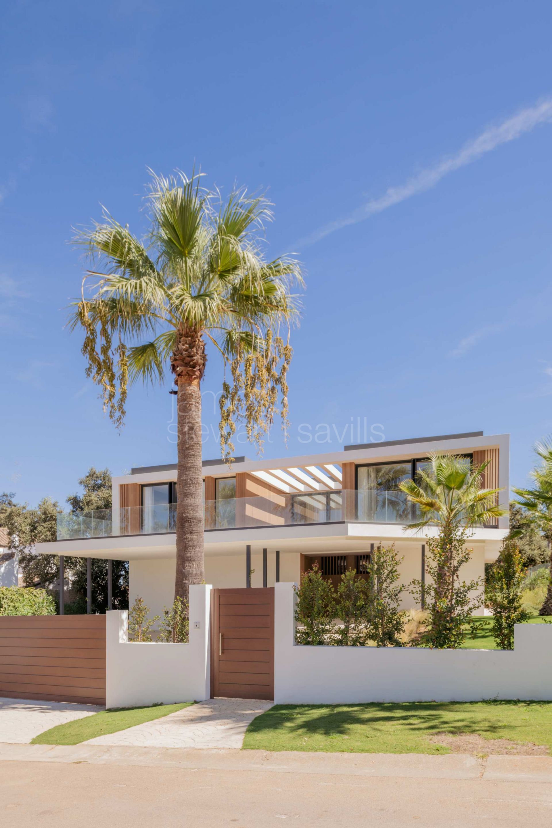 Villa contemporánea de nueva construcción en la zona B de Sotogrande Costa