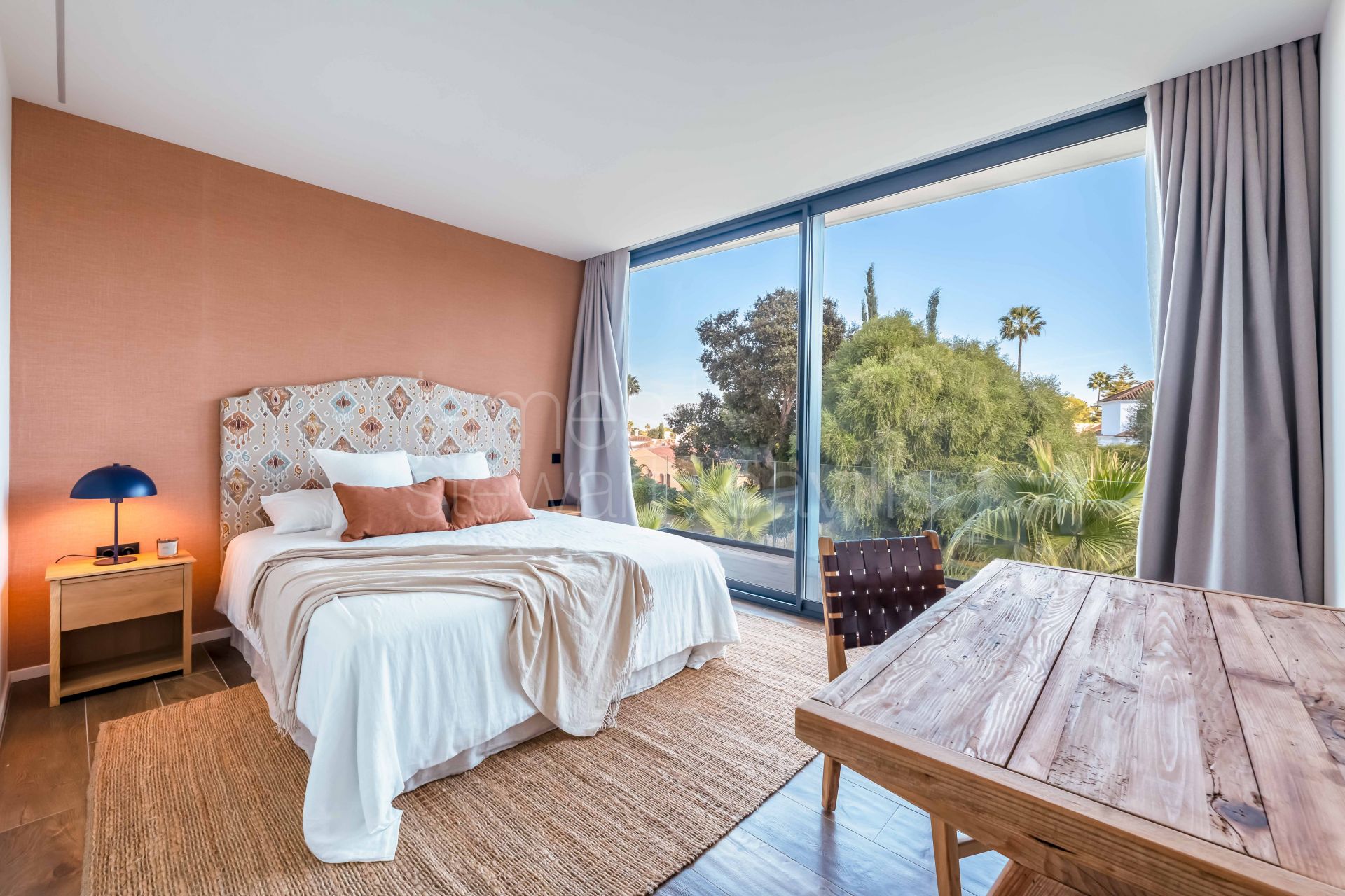 Villa contemporánea de nueva construcción en la zona B de Sotogrande Costa