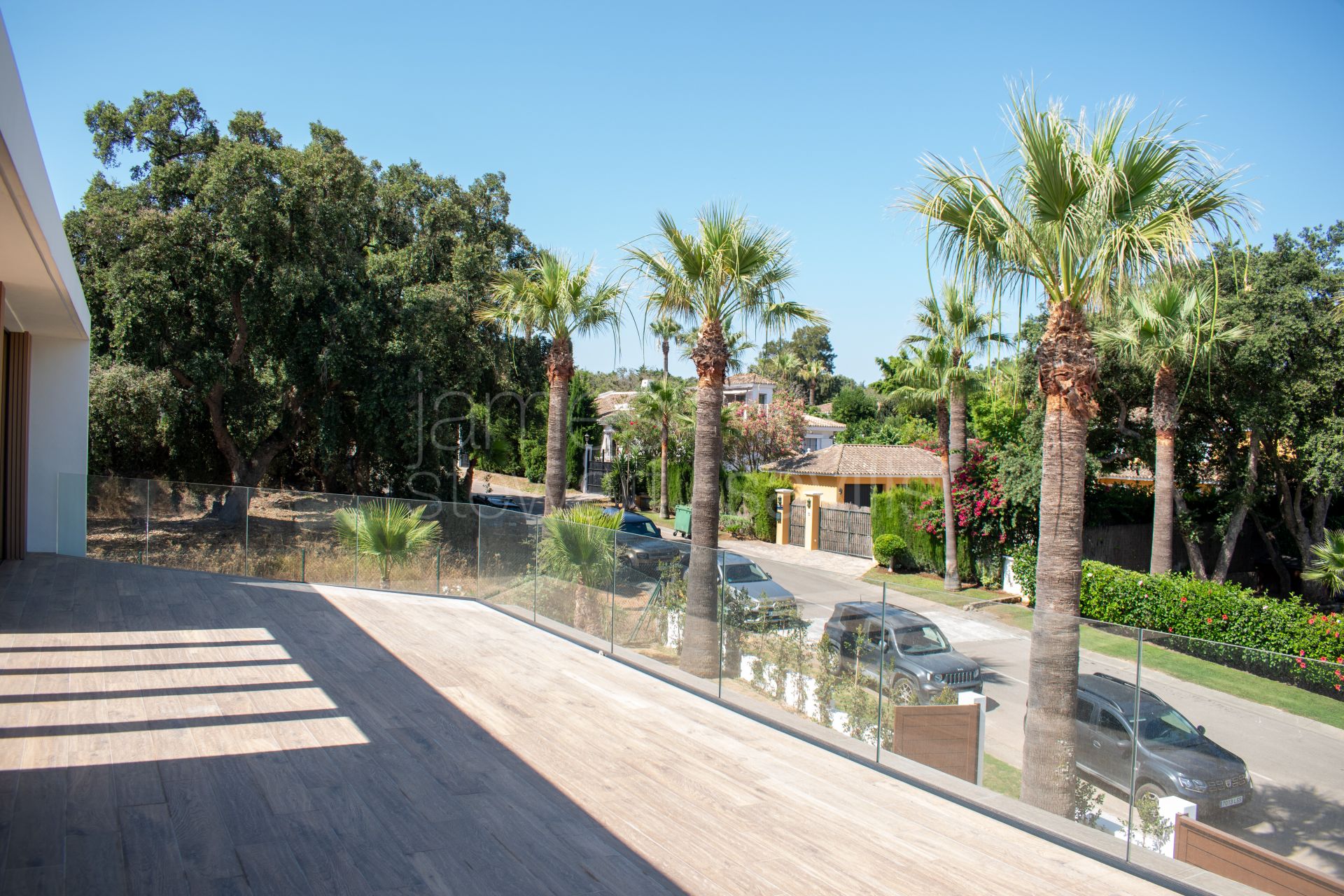 Villa contemporánea de nueva construcción en la zona B de Sotogrande Costa