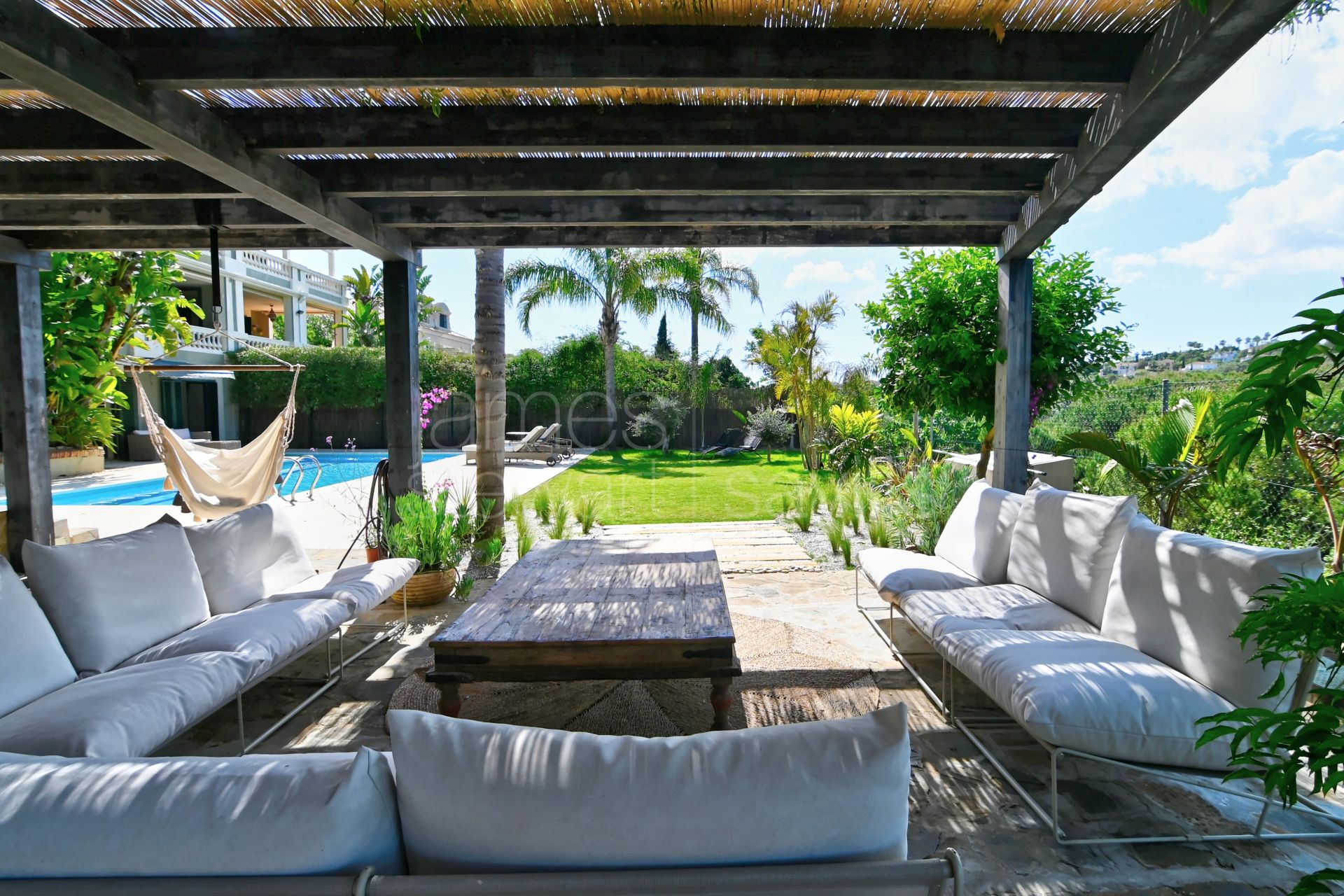 Charming Townhouse with Private Pool in Sotogolf, Sotogrande Alto