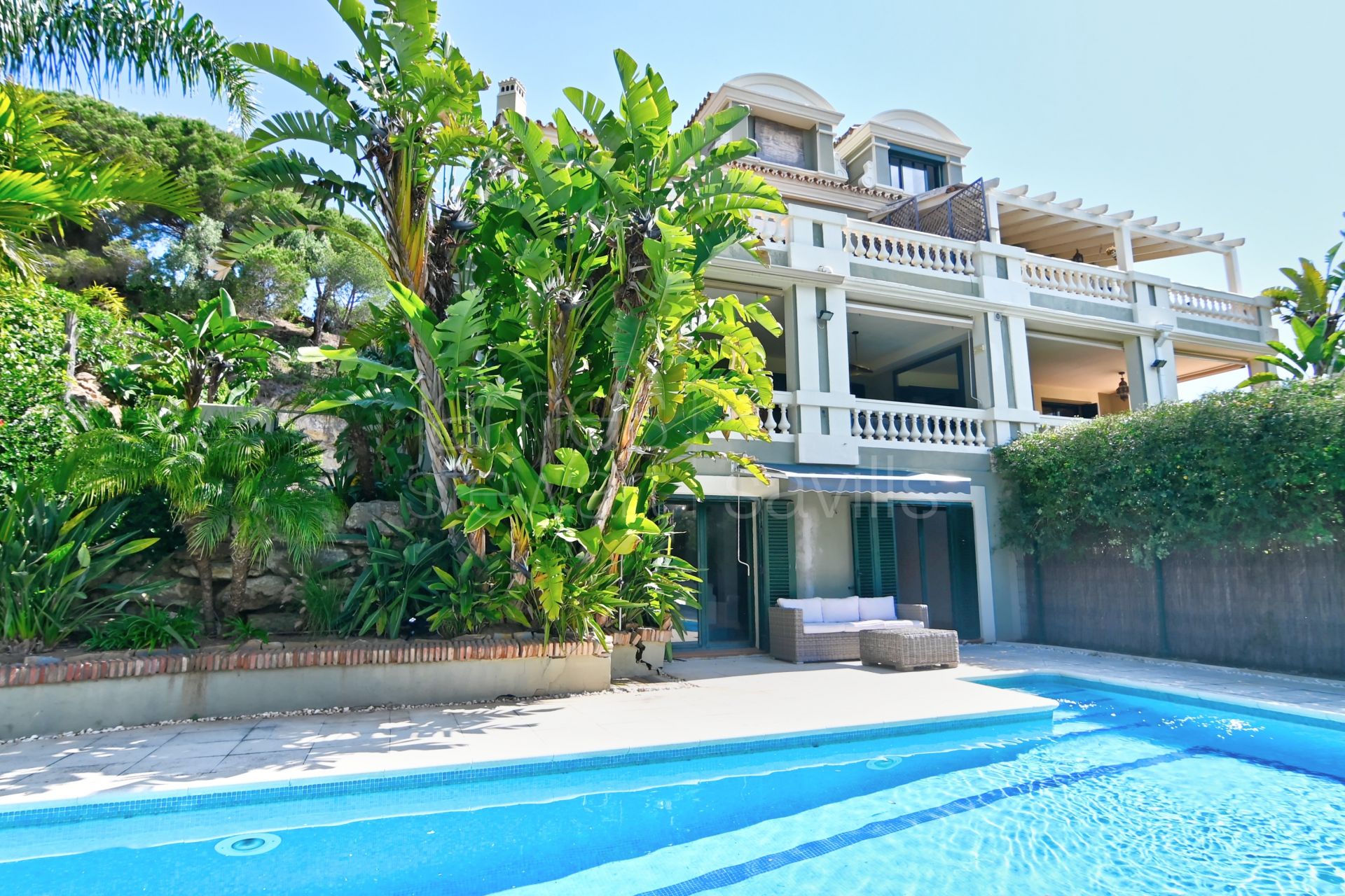 Charming Townhouse with Private Pool in Sotogolf, Sotogrande Alto