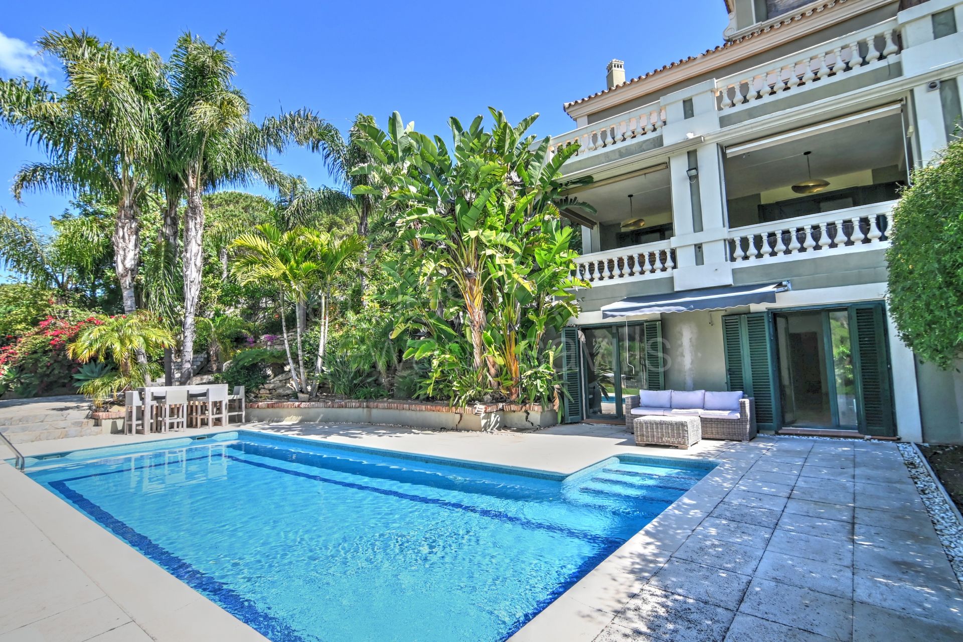 Charming Townhouse with Private Pool in Sotogolf, Sotogrande Alto