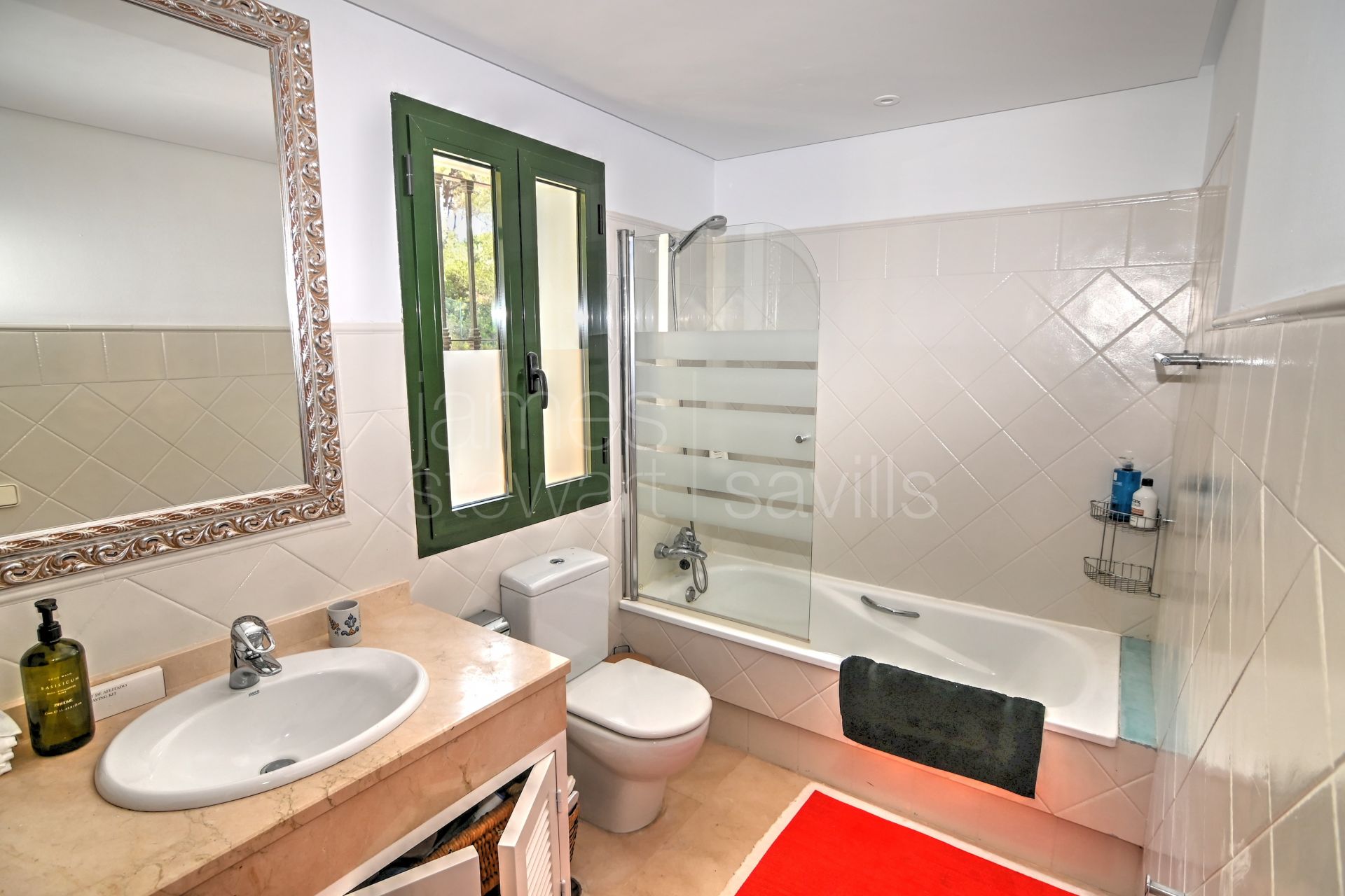 Charming Townhouse with Private Pool in Sotogolf, Sotogrande Alto