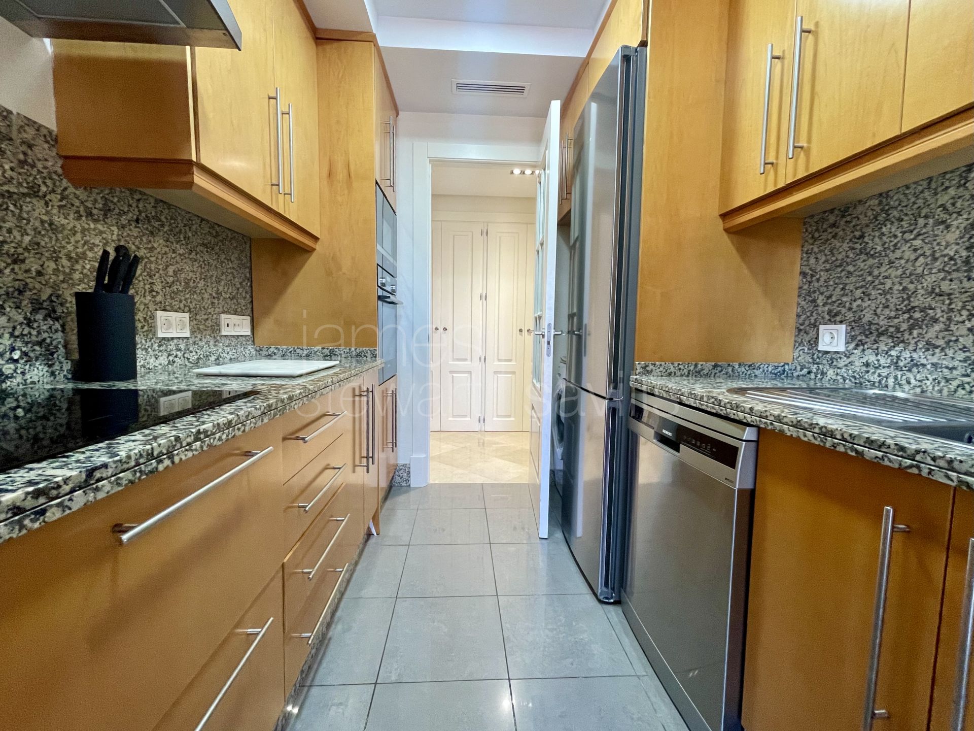 Spacious Ground Floor Marina Apartment with Canal Views and Large Terrace in Sotogrande