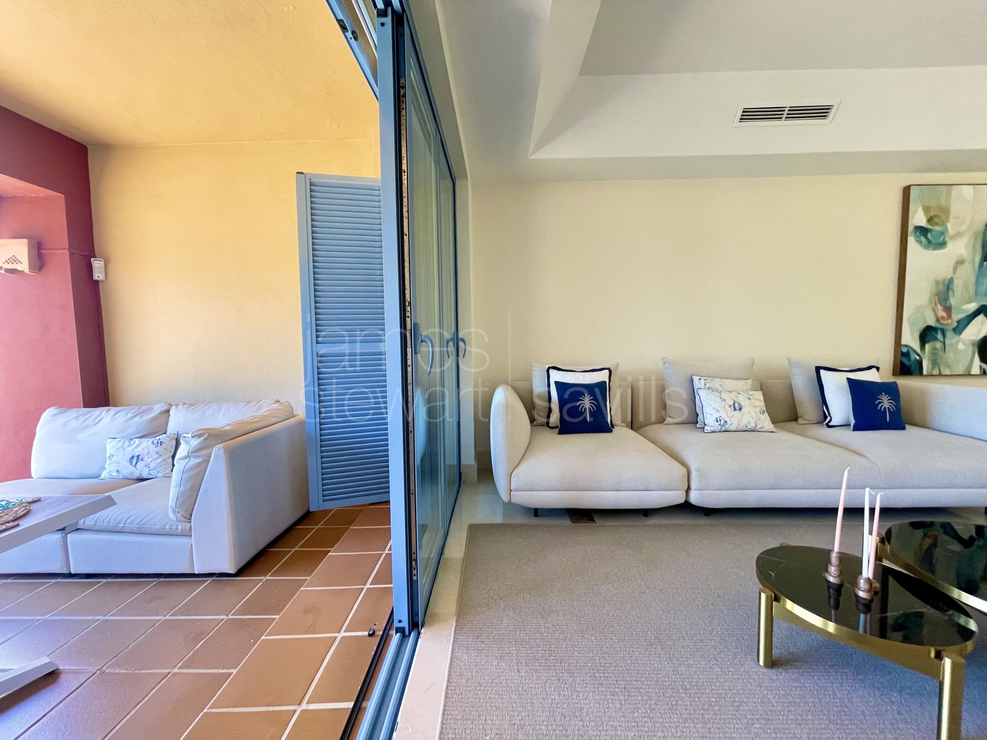 Spacious Ground Floor Marina Apartment with Canal Views and Large Terrace in Sotogrande