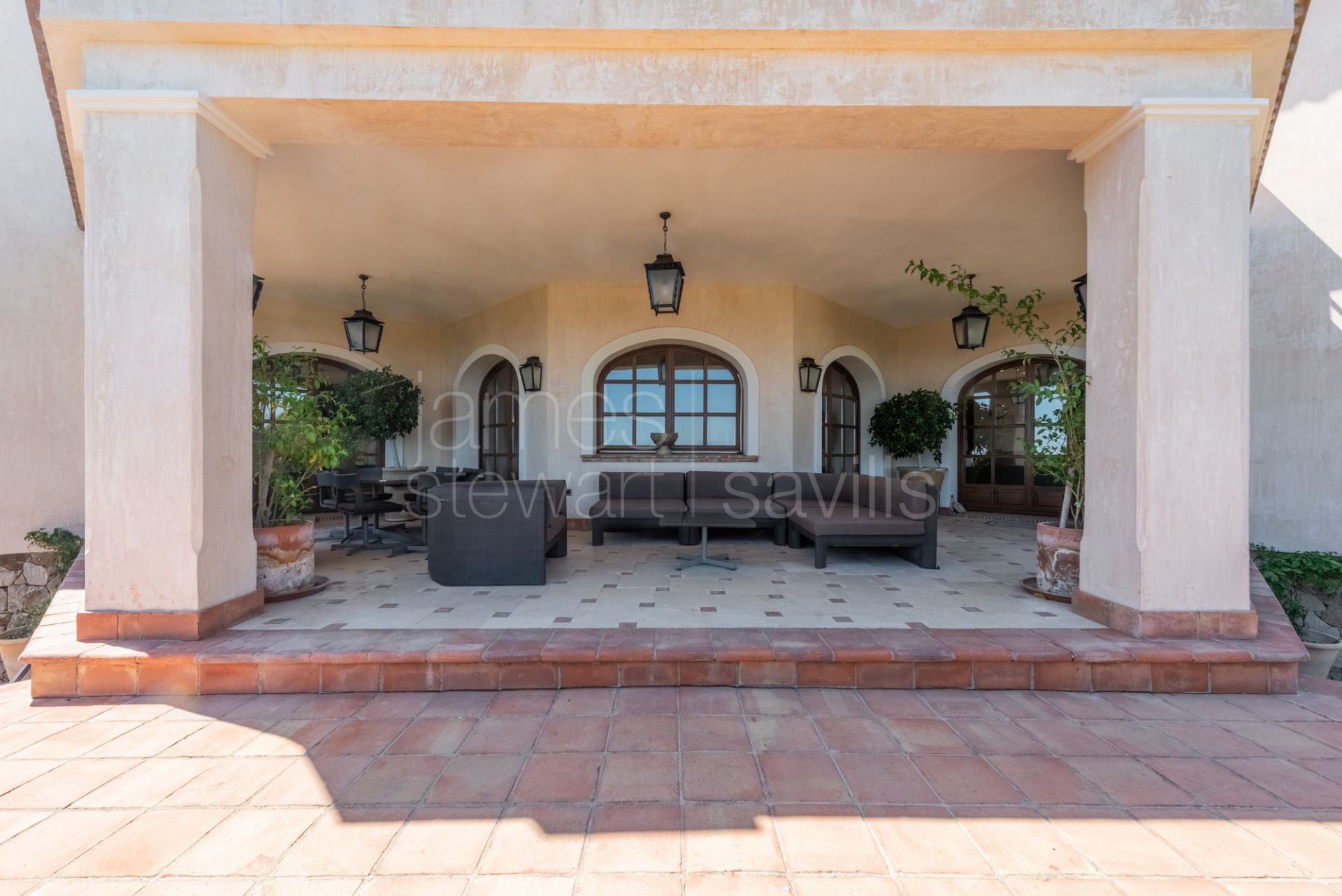 Elegant Villa with Sea and Golf Views for Sale in Sotogrande Alto – Almenara Area
