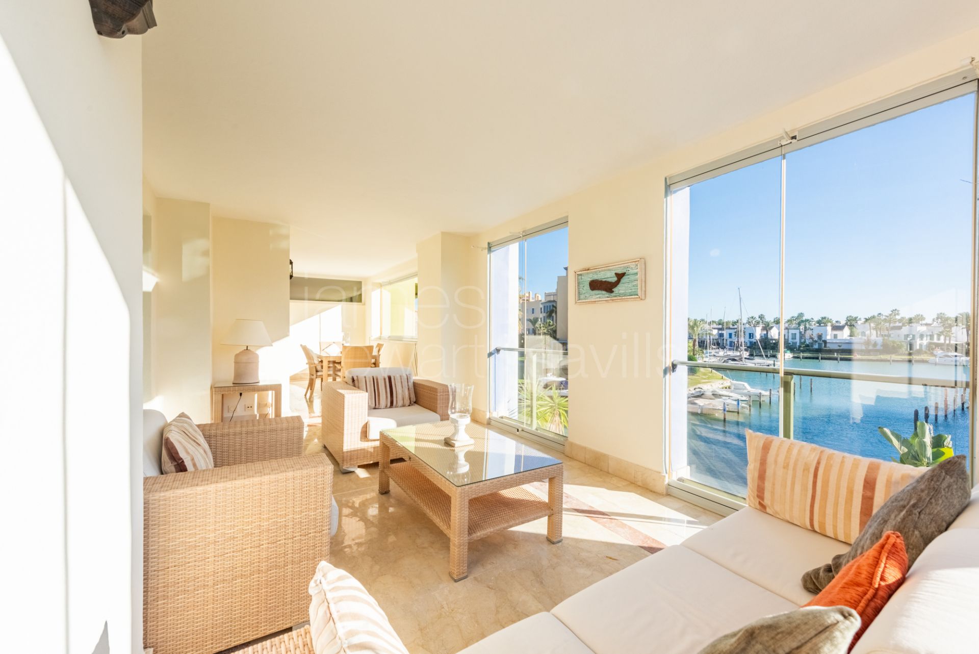 Sotogrande Marina Apartment with Fireplace and Terrace – Includes Parking and Storage