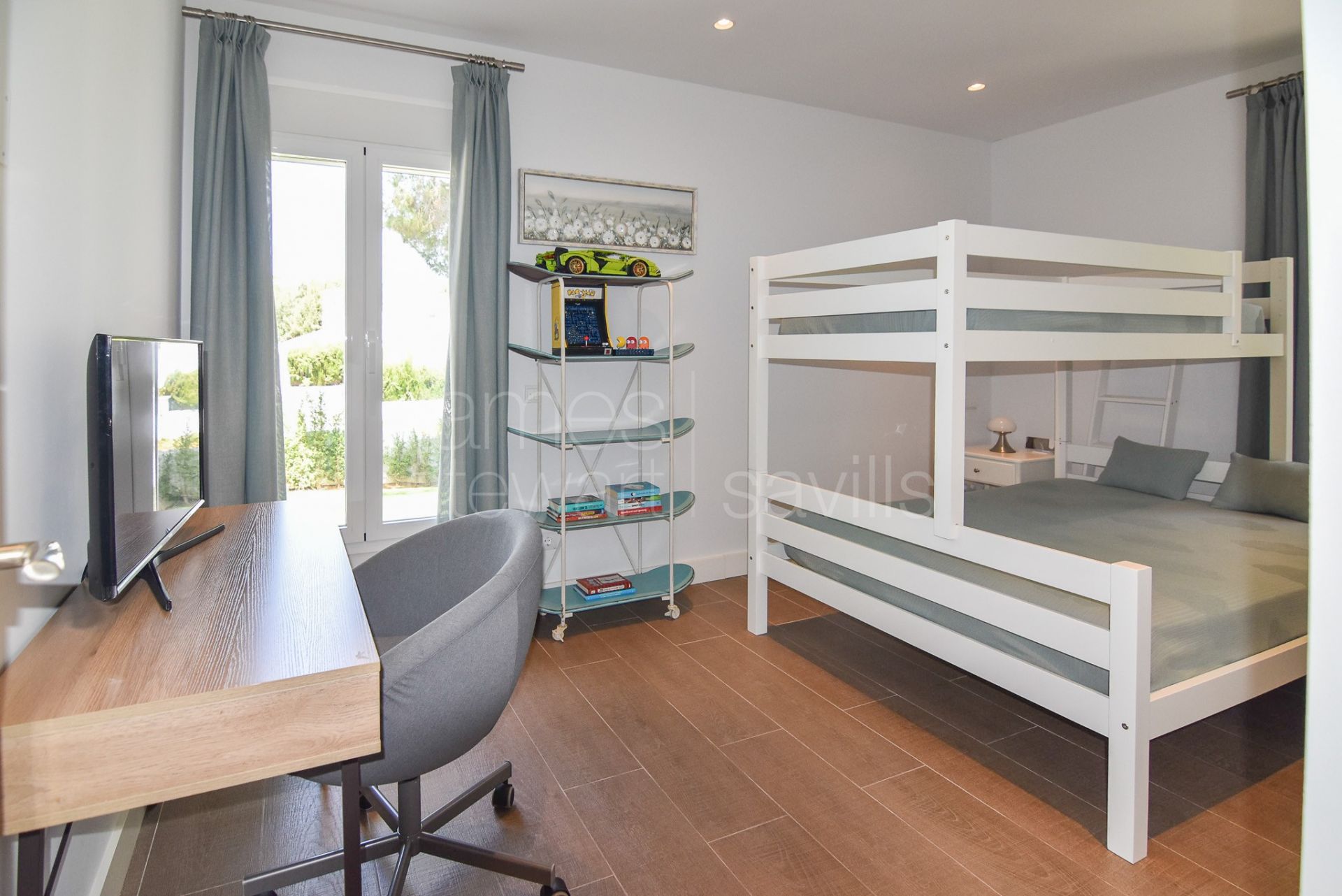 Wonderful contemporary family home in Central Sotogrande