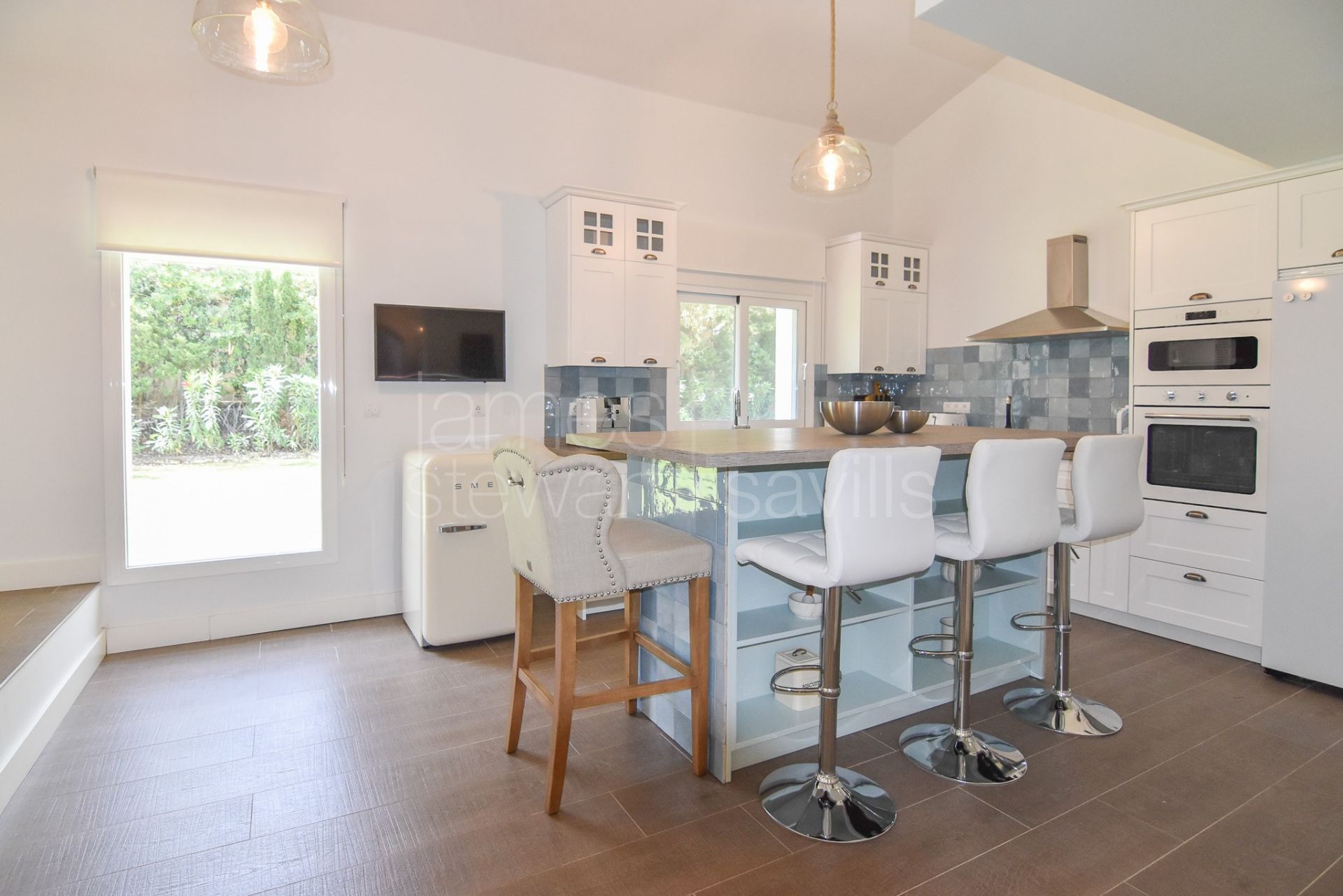 Wonderful contemporary family home in Central Sotogrande